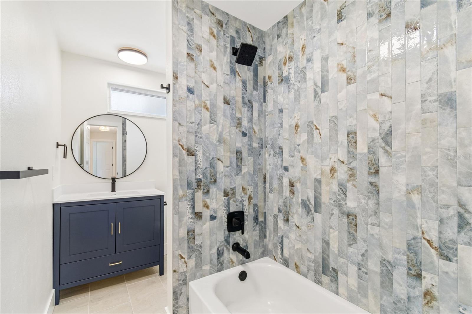 Secondary bathroom with bathtub!