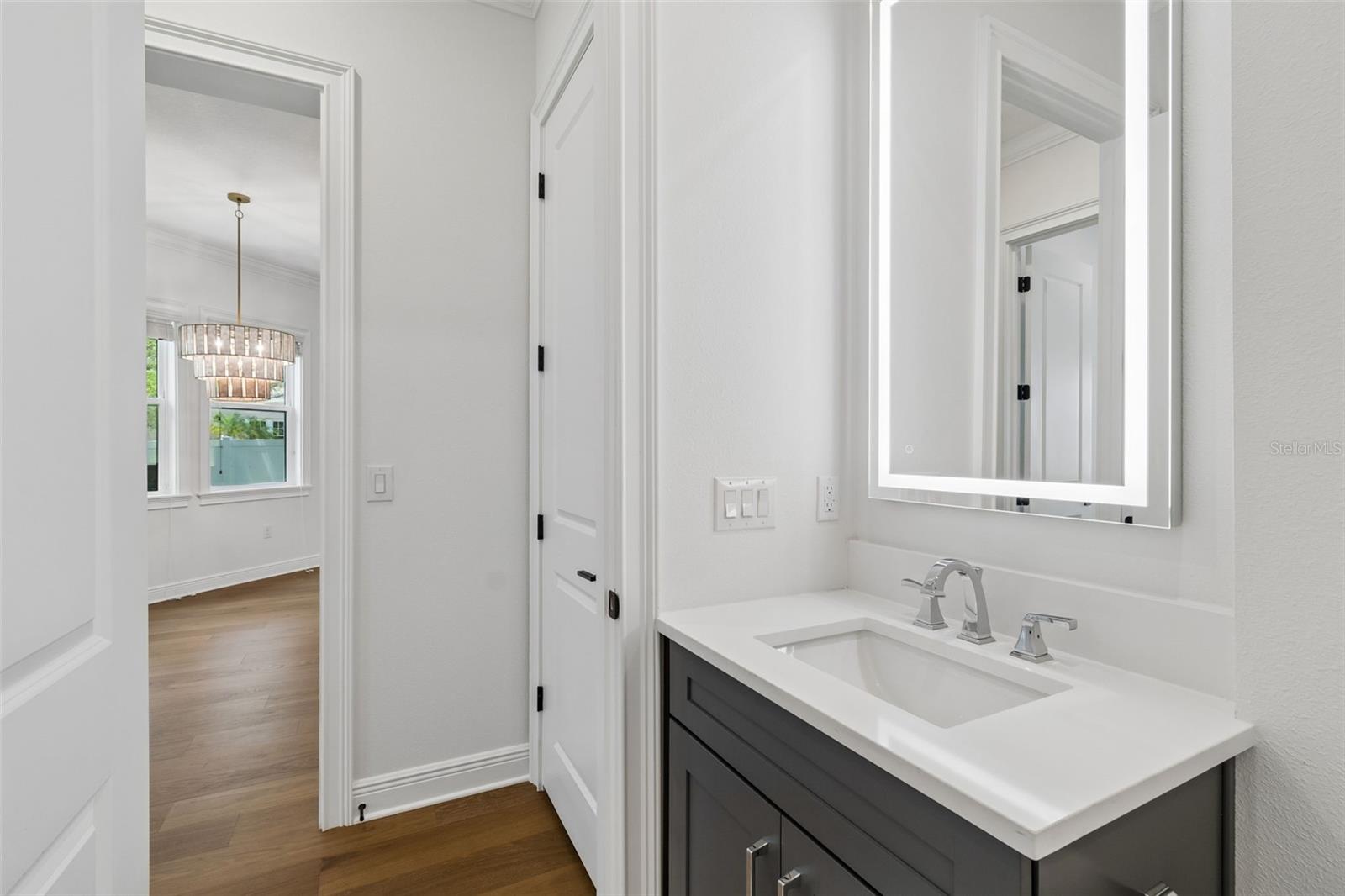 1ST FLOOR BATH