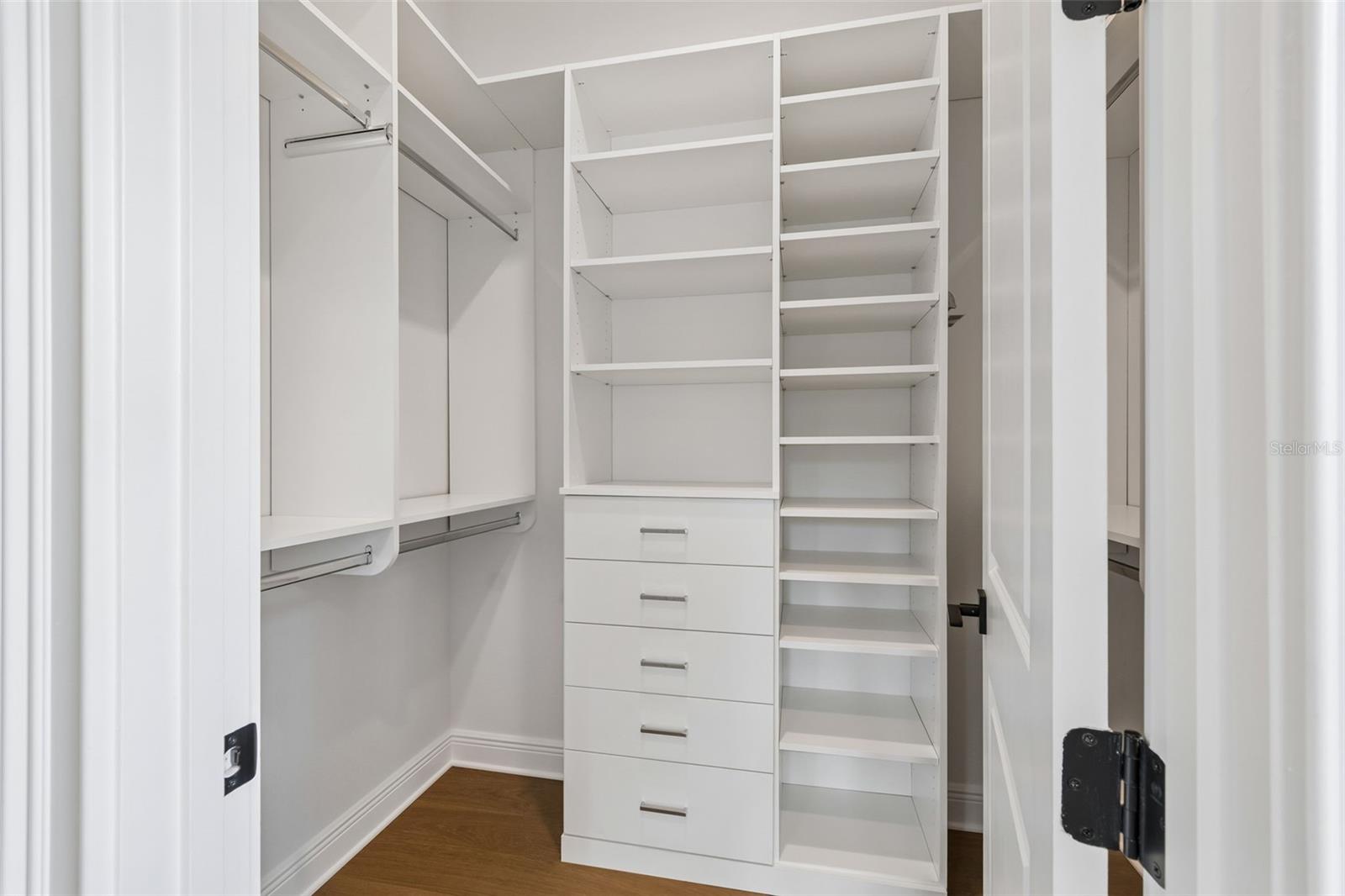 MASTER CLOSET 2