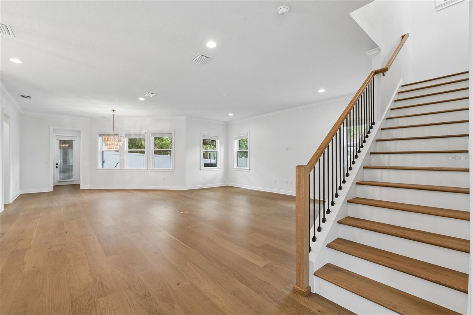 GREAT ROOM/DINING