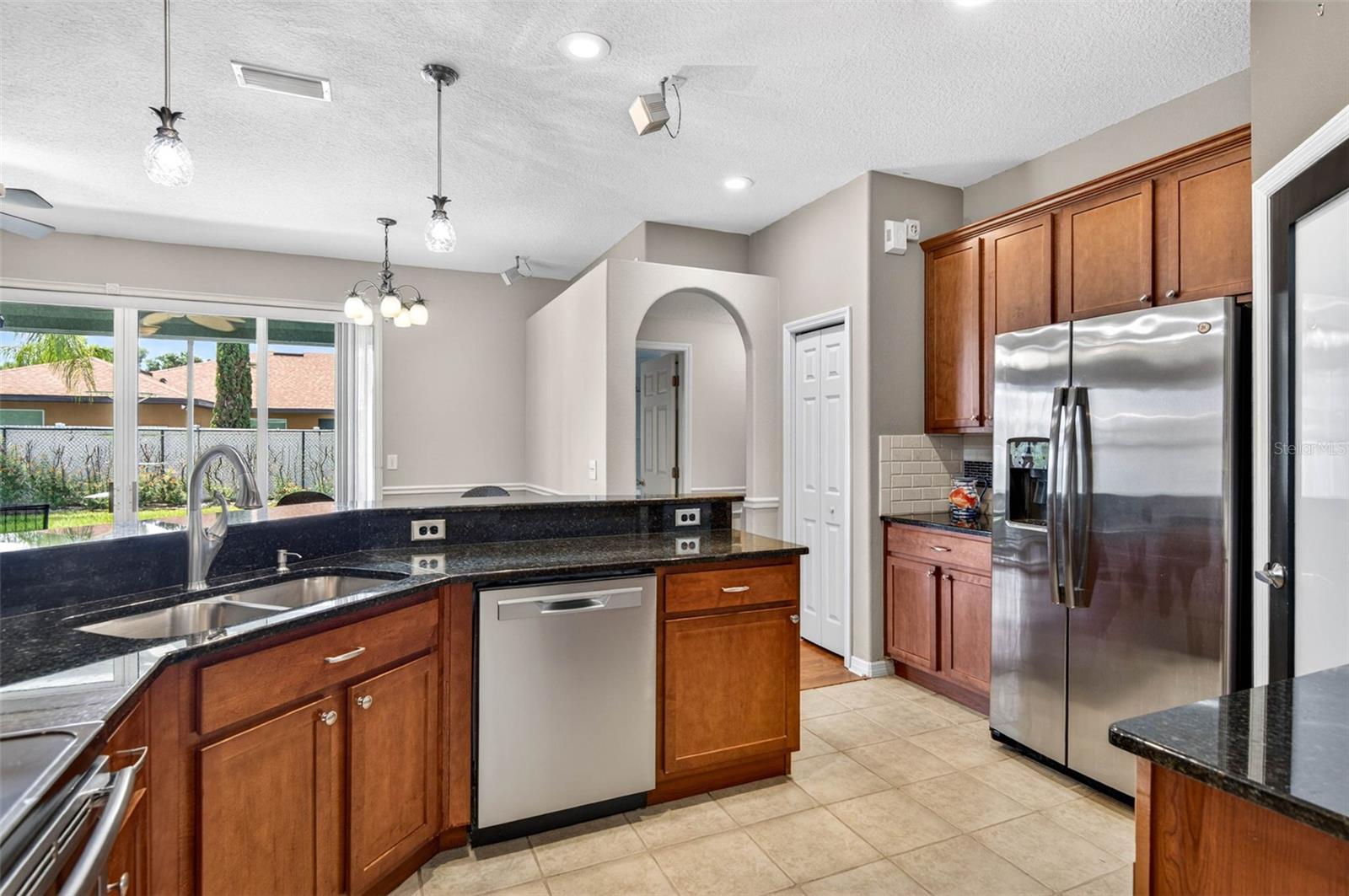 kitchen serving bar to dining area
