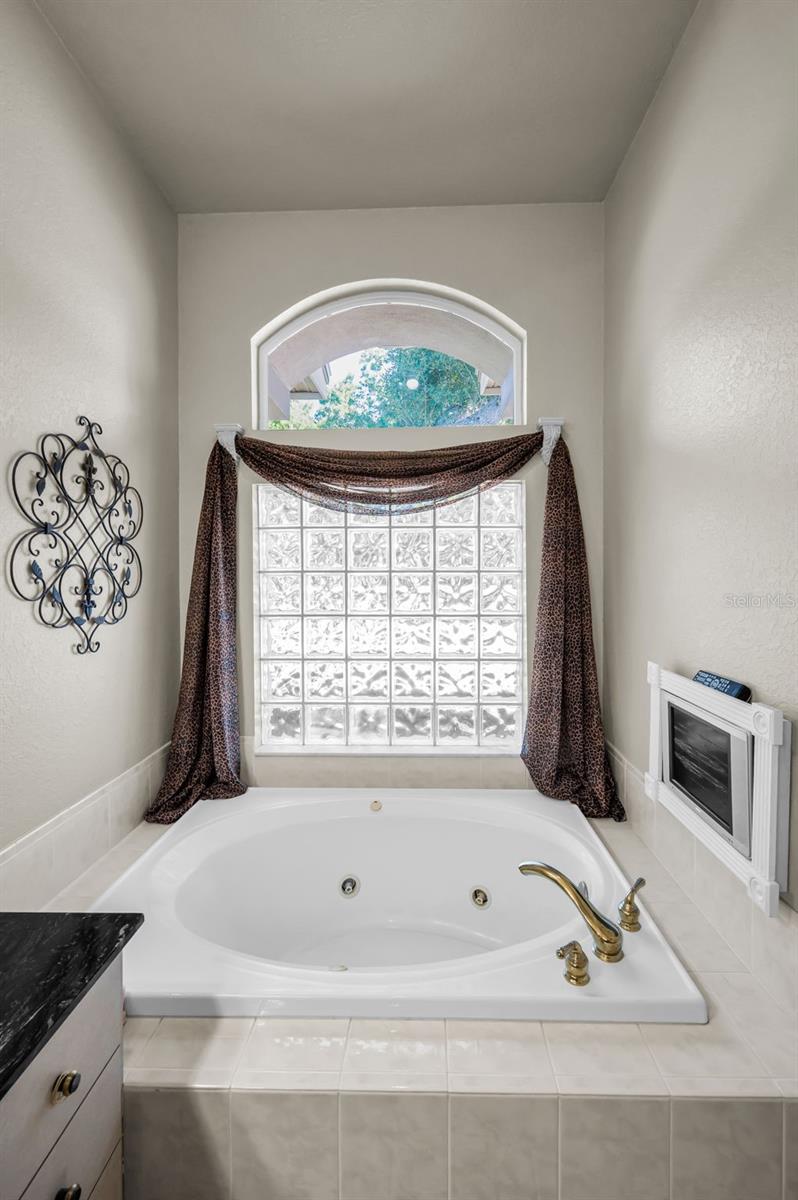 Jetted Tub in Primary