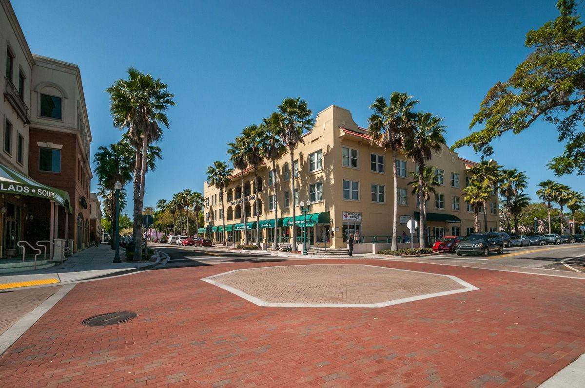 Eclectic Downtown Safety Harbor for Festivals, Entertainment & Fun