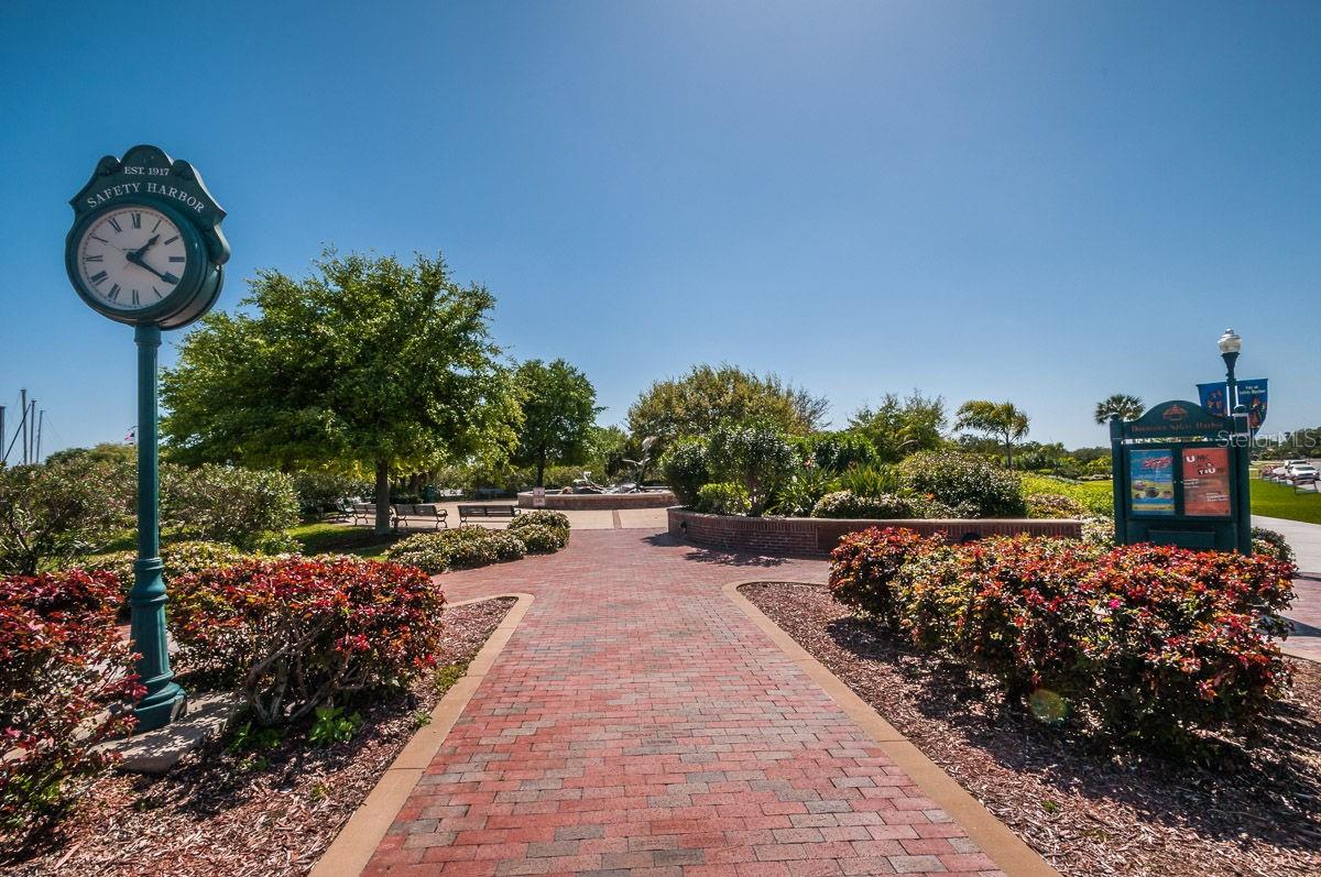 Lots of Great Waterfront Parks to Enjoy