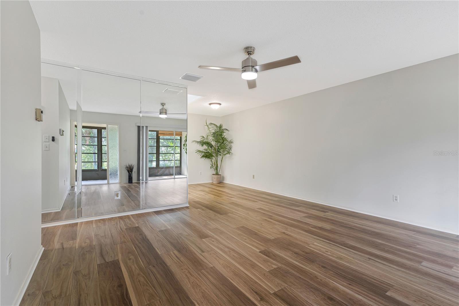 Livingroom modern ceiling fan with remote control