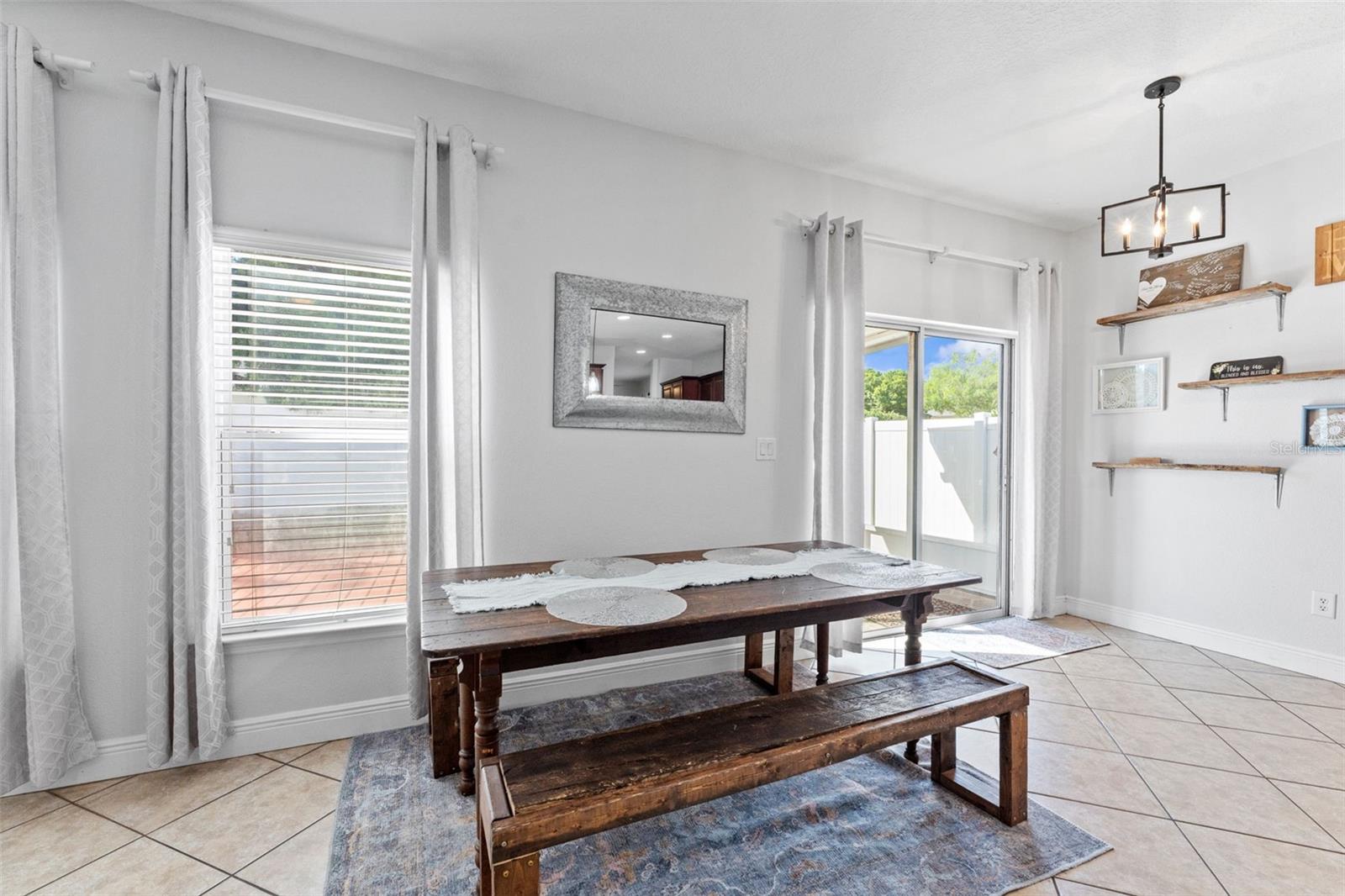 Dining area in kitchen