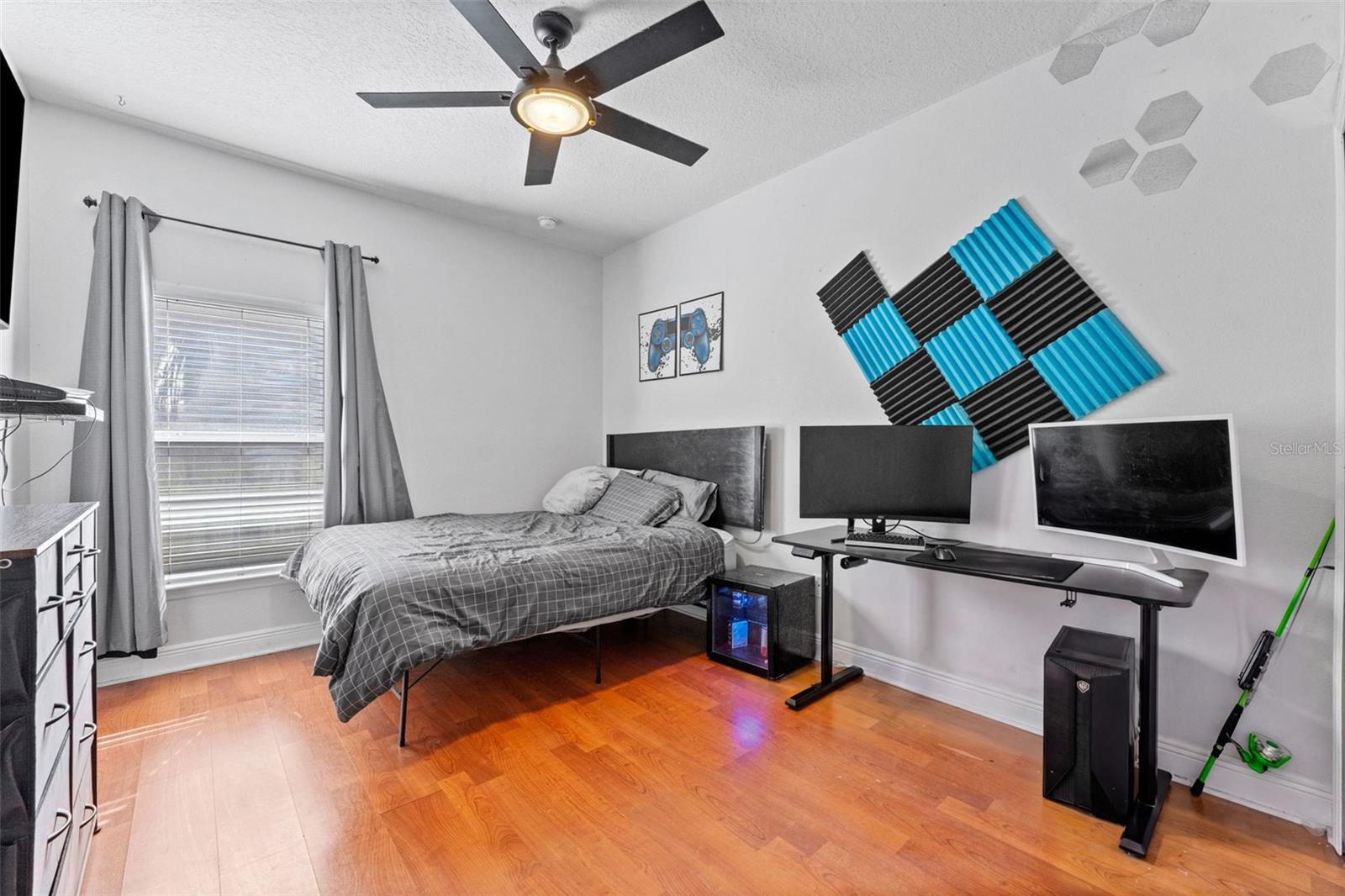 2nd Bedroom