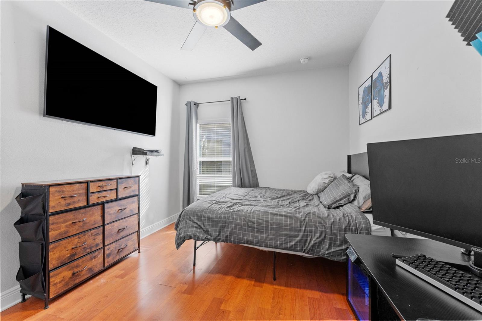 2nd Bedroom