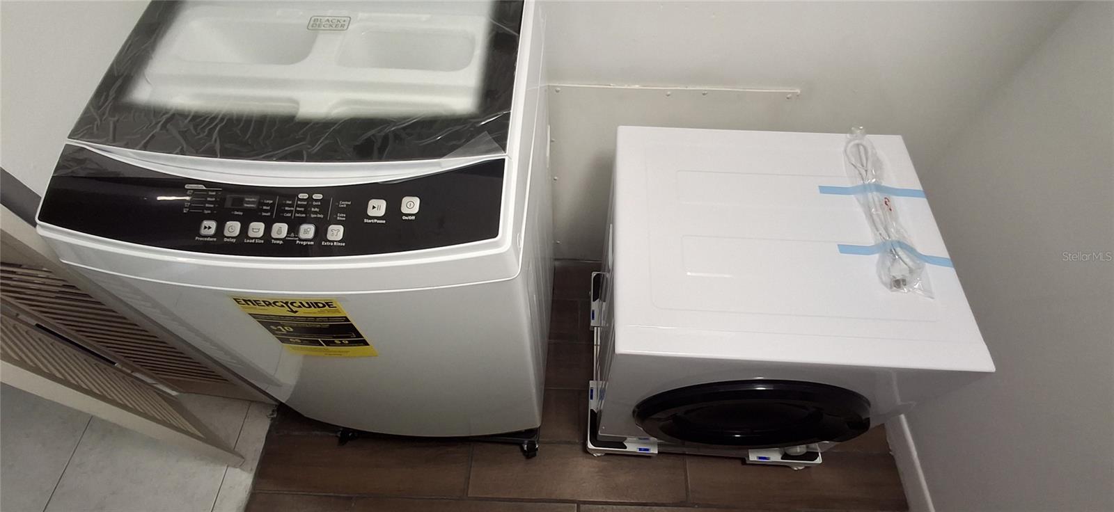 WASHER / DRYER
