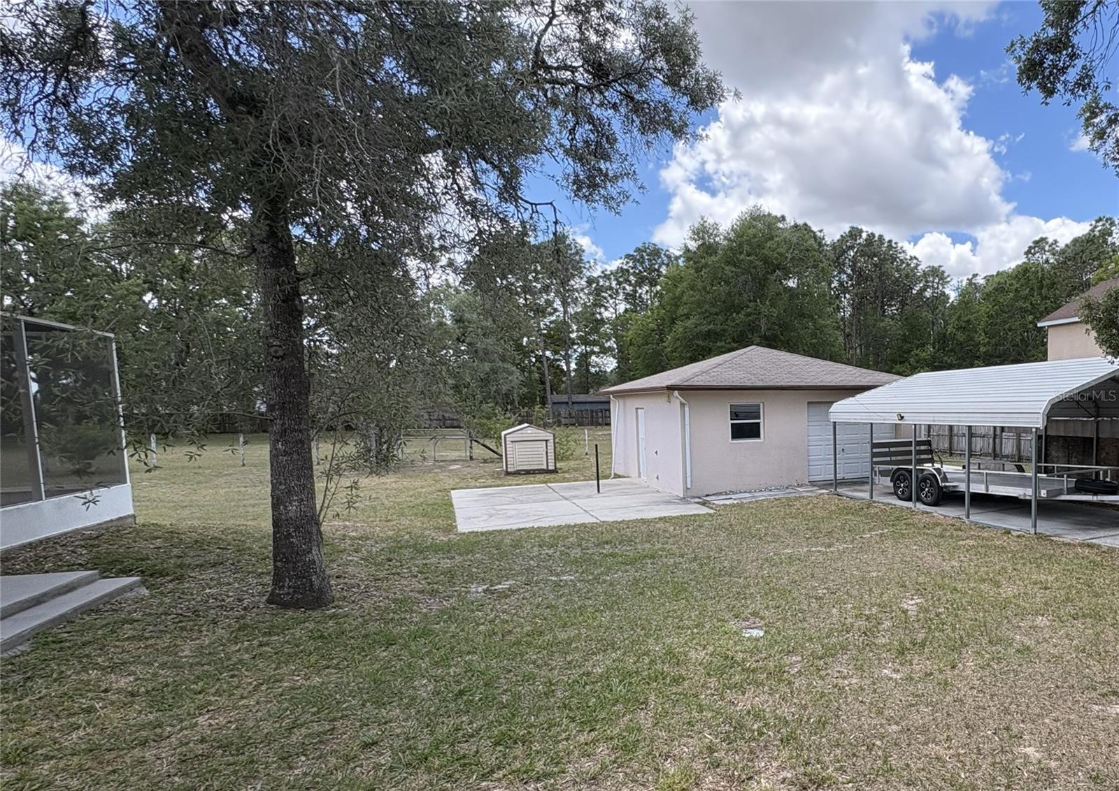 Detached Garage/workshop and carport