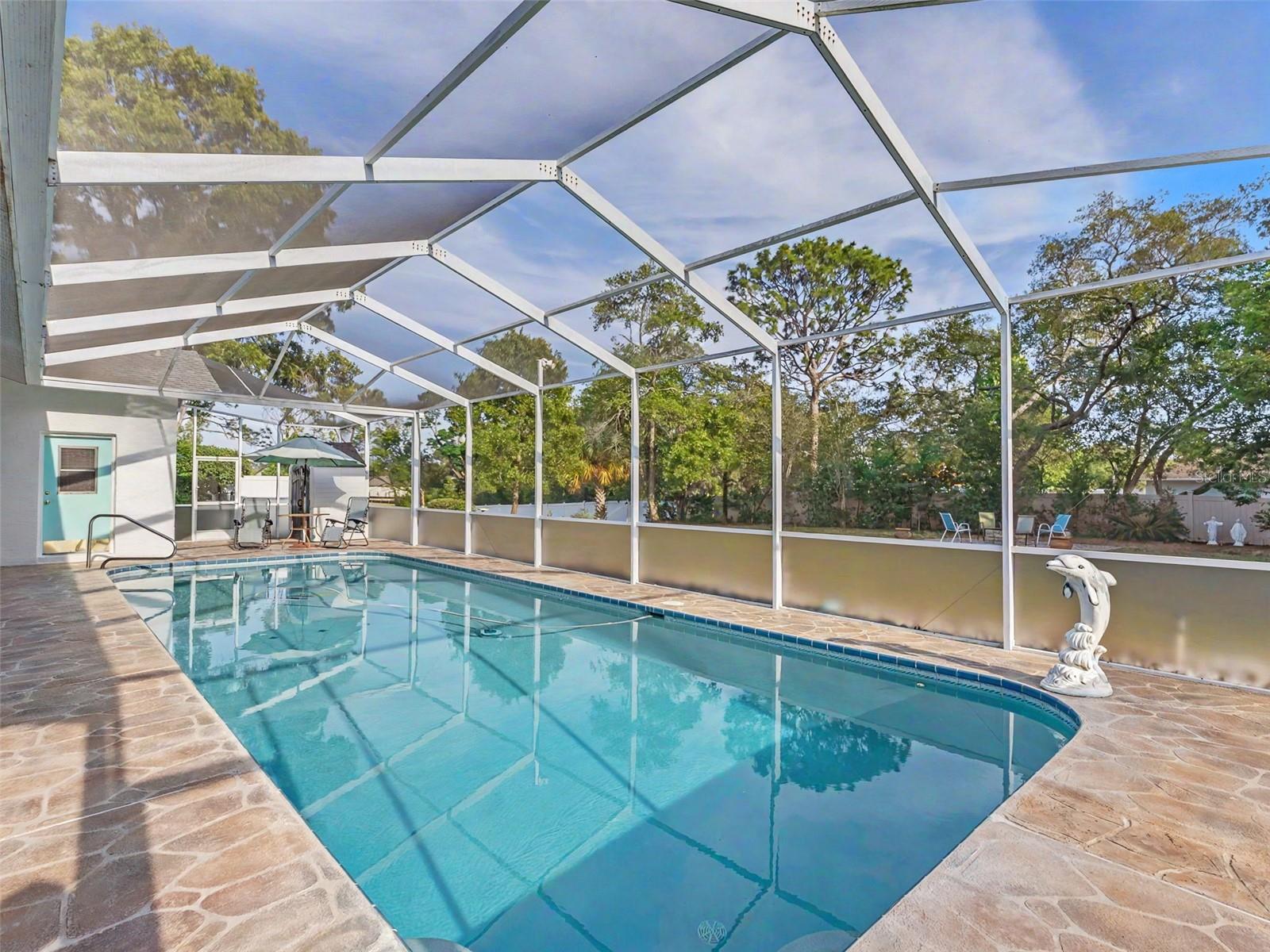 40 ft pool