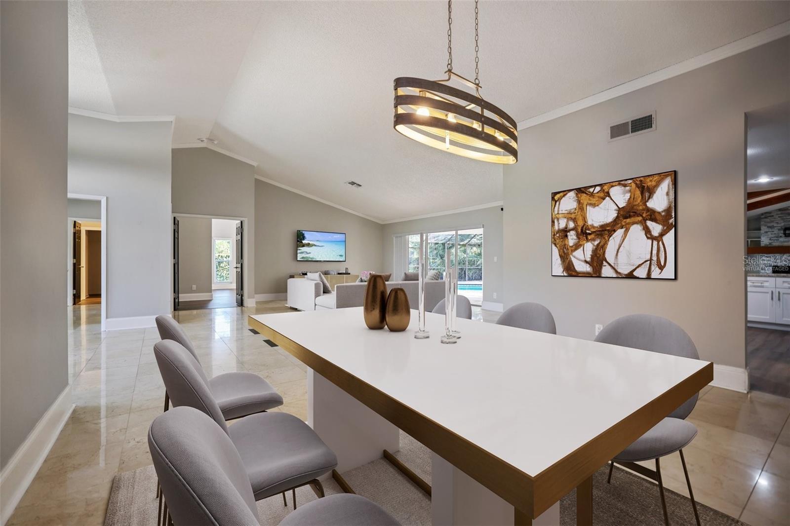 Dining  room virtually staged