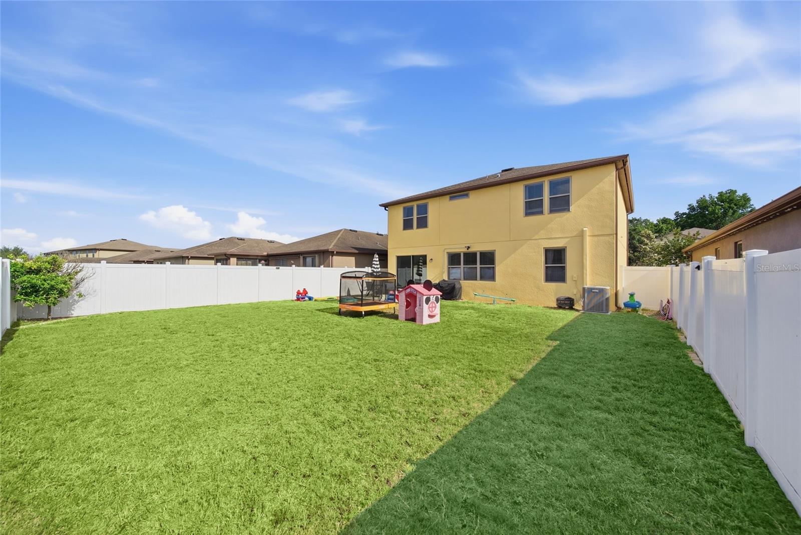 Spacious Backyard
