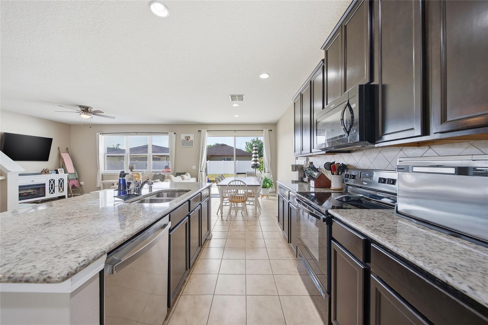 Kitchen & Dining Room