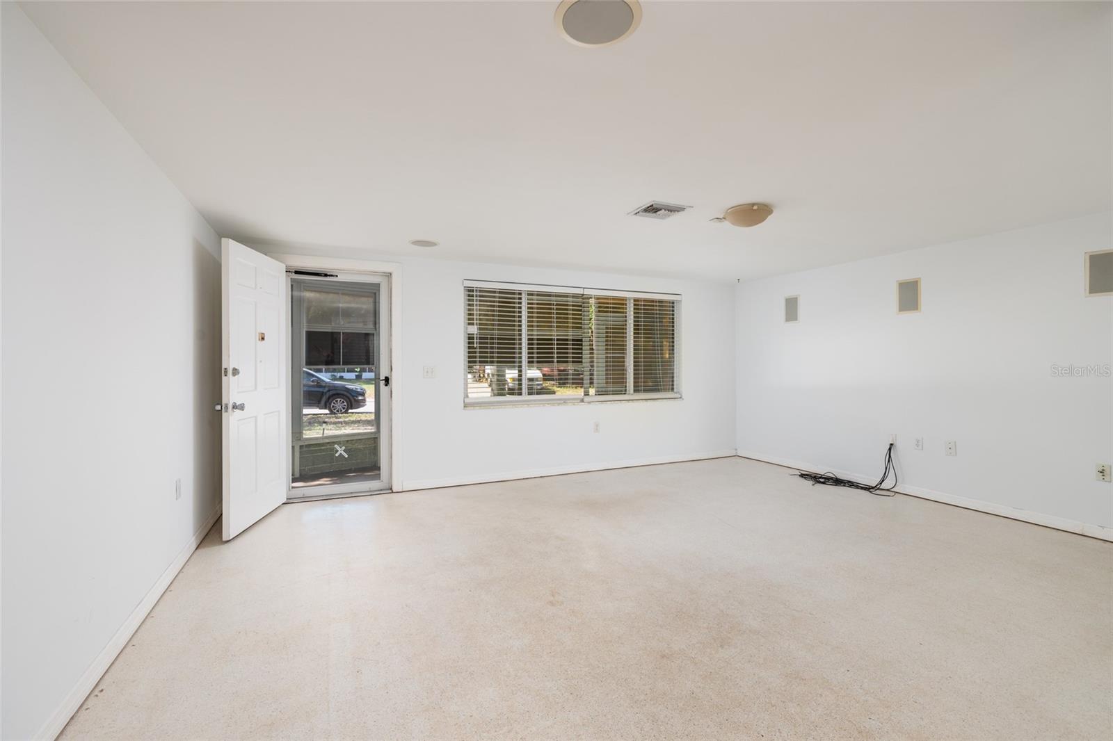 Living Room to Entry