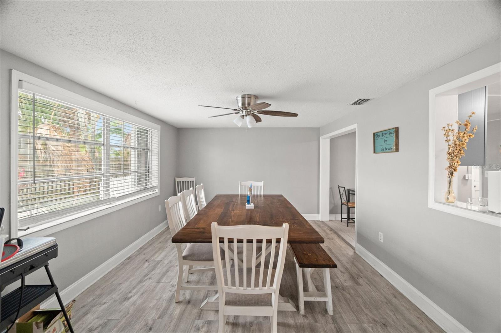 Dining Rm