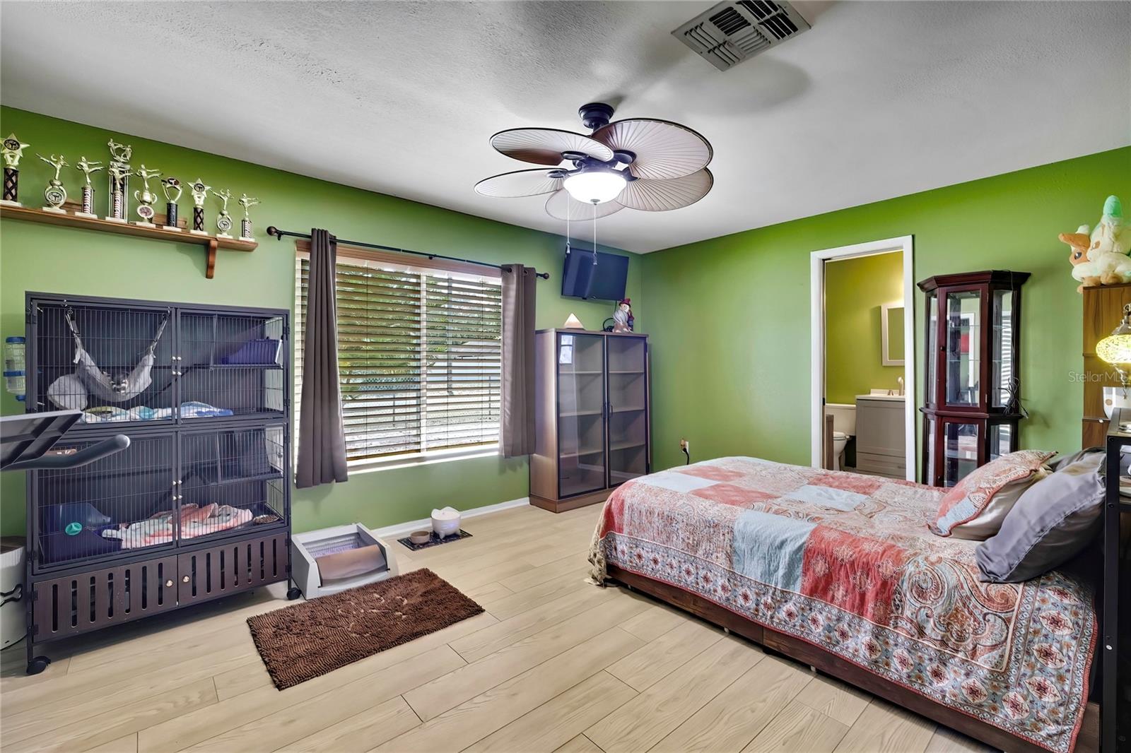 Private 3rd Bedroom