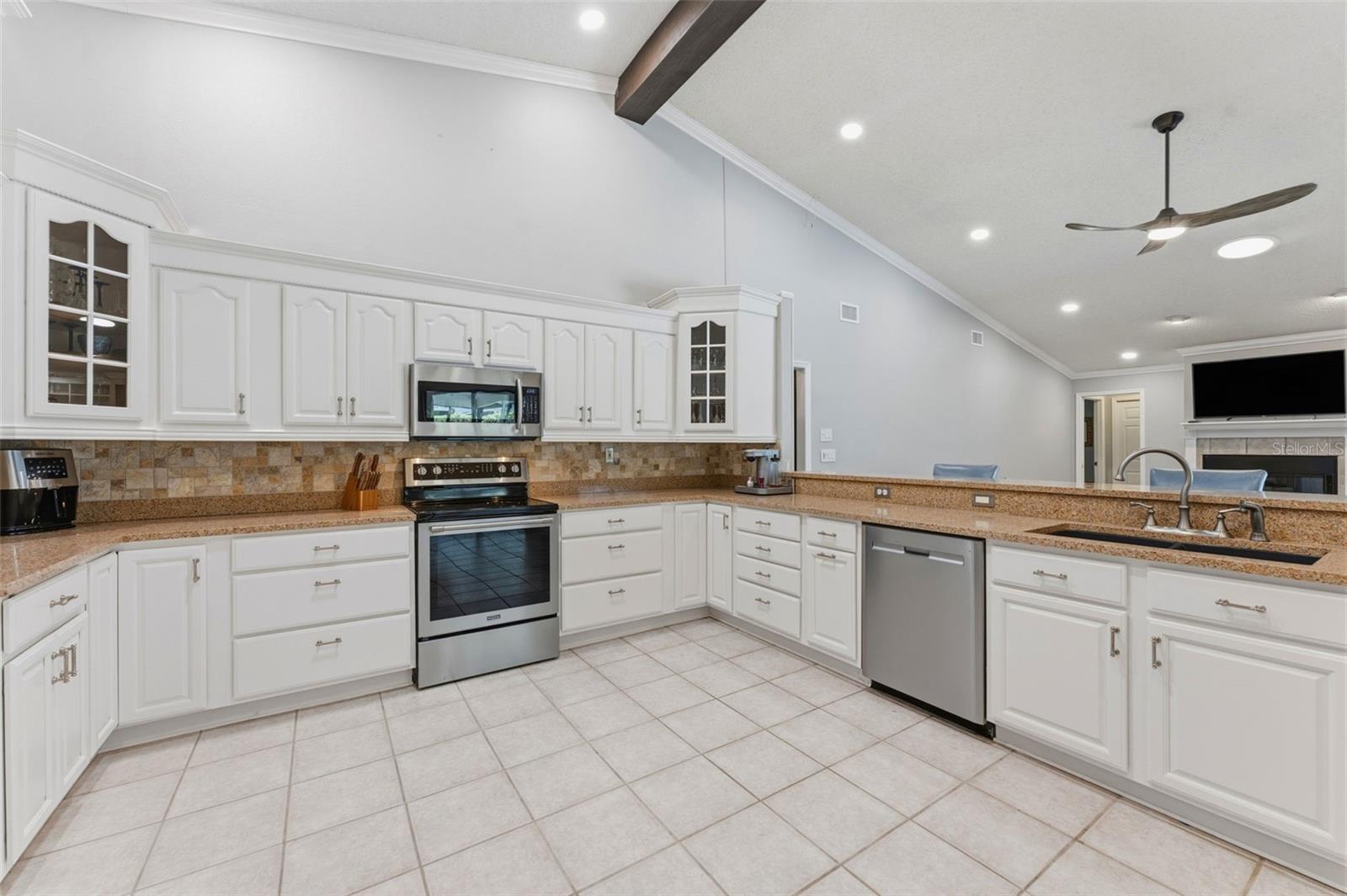 Kitchen with Lots of Counter Space