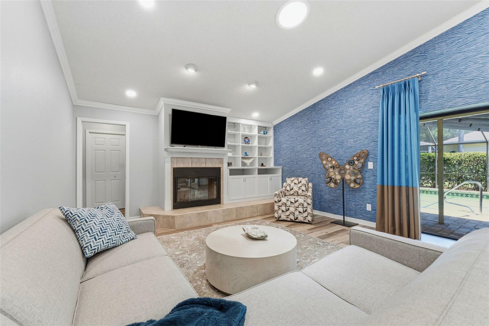Living Room with Fireplace
