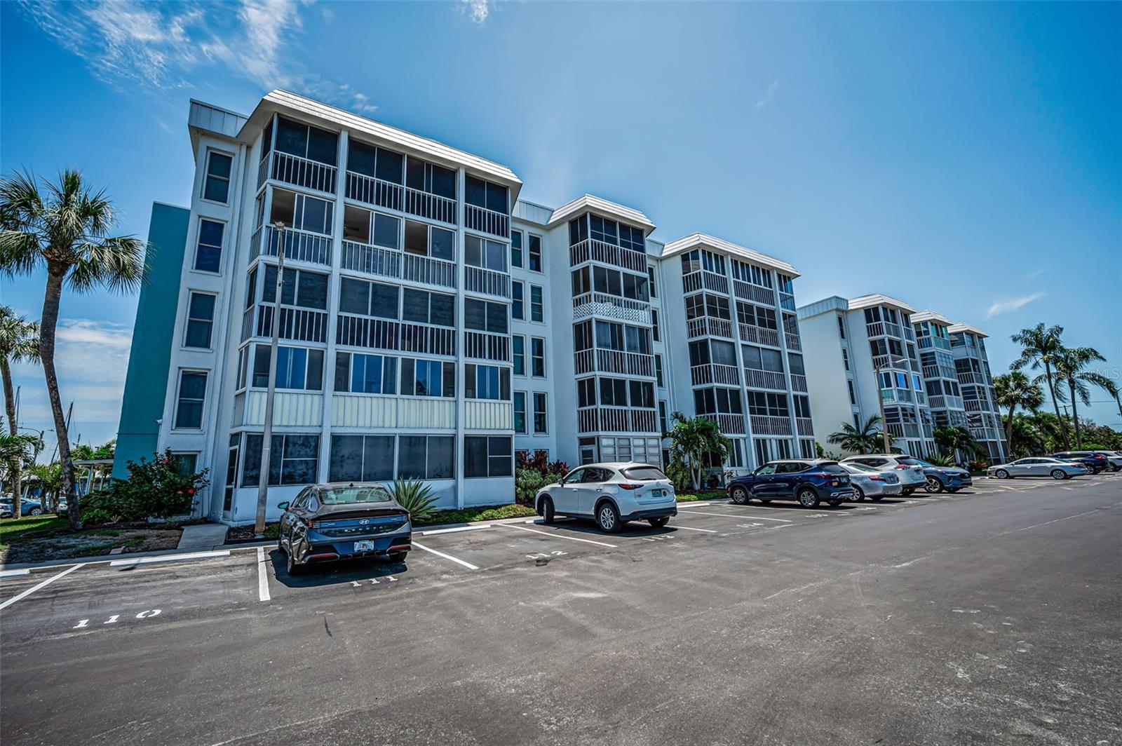 Welcome to 4908 38th Way S #204G!