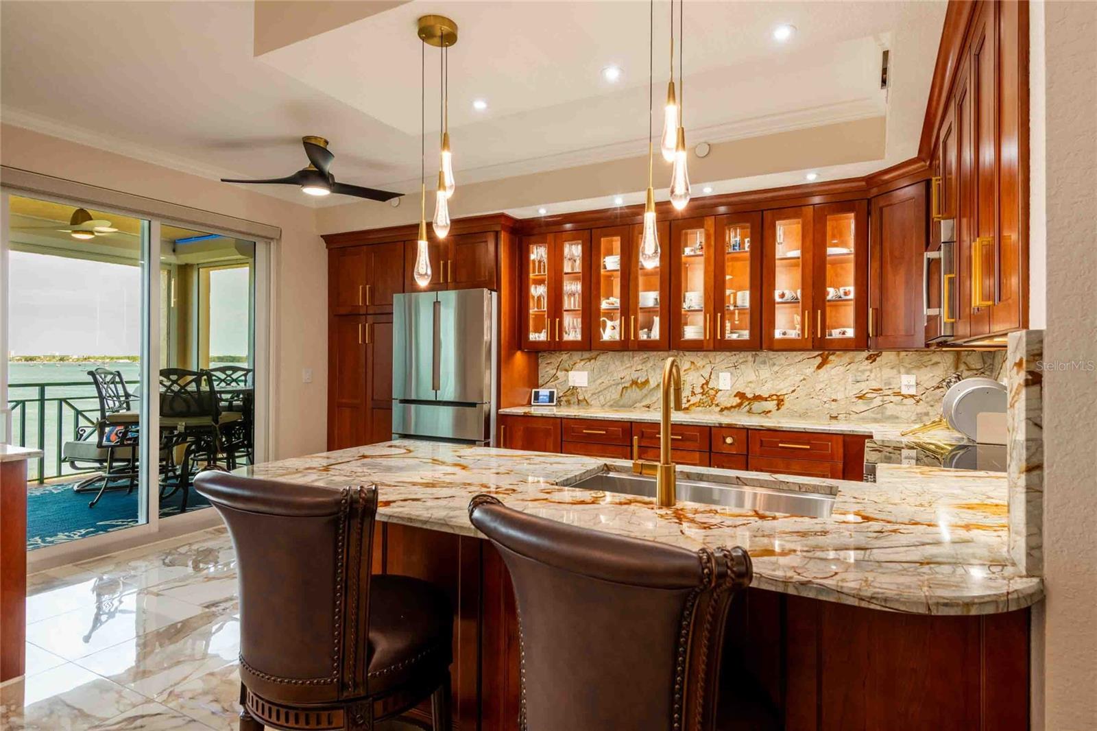 Breakfast Bar