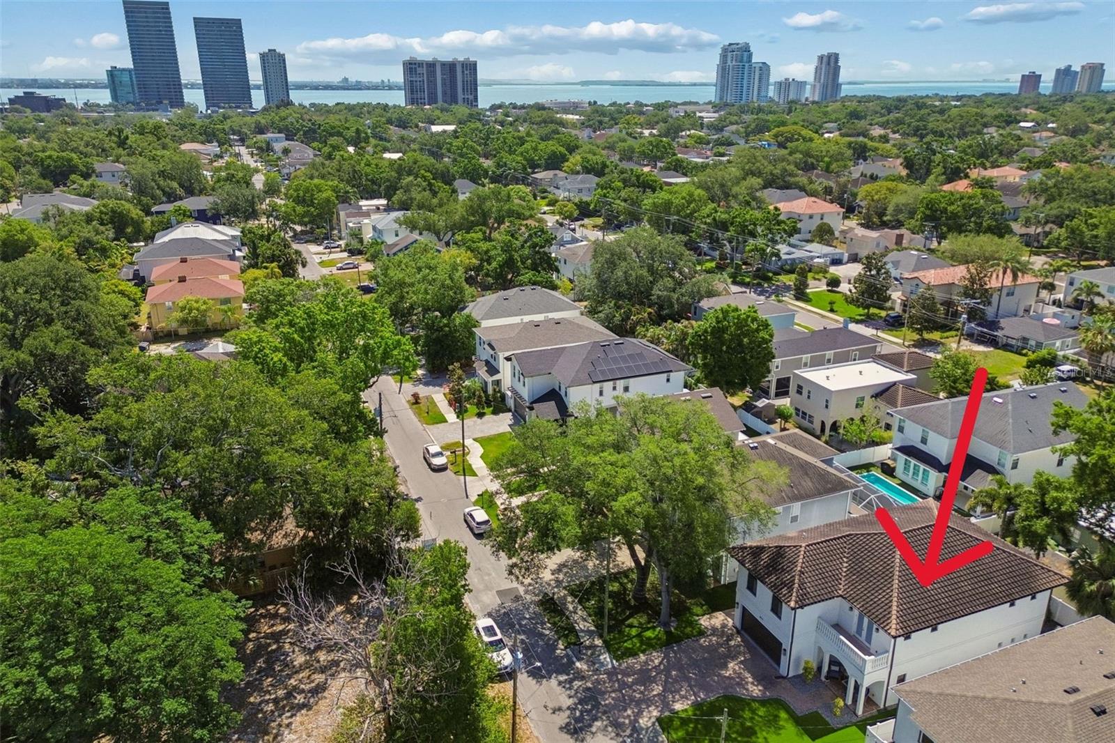 A Few Blocks from Bayshore!