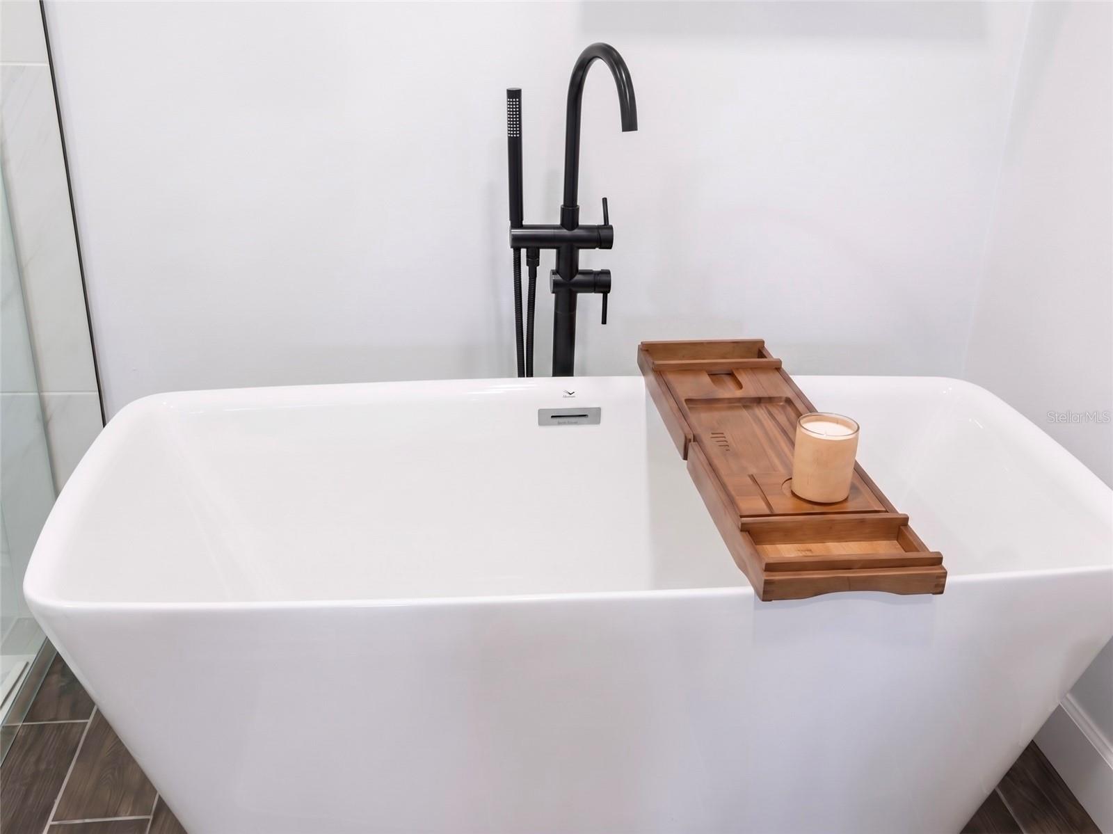 Primary Bathtub