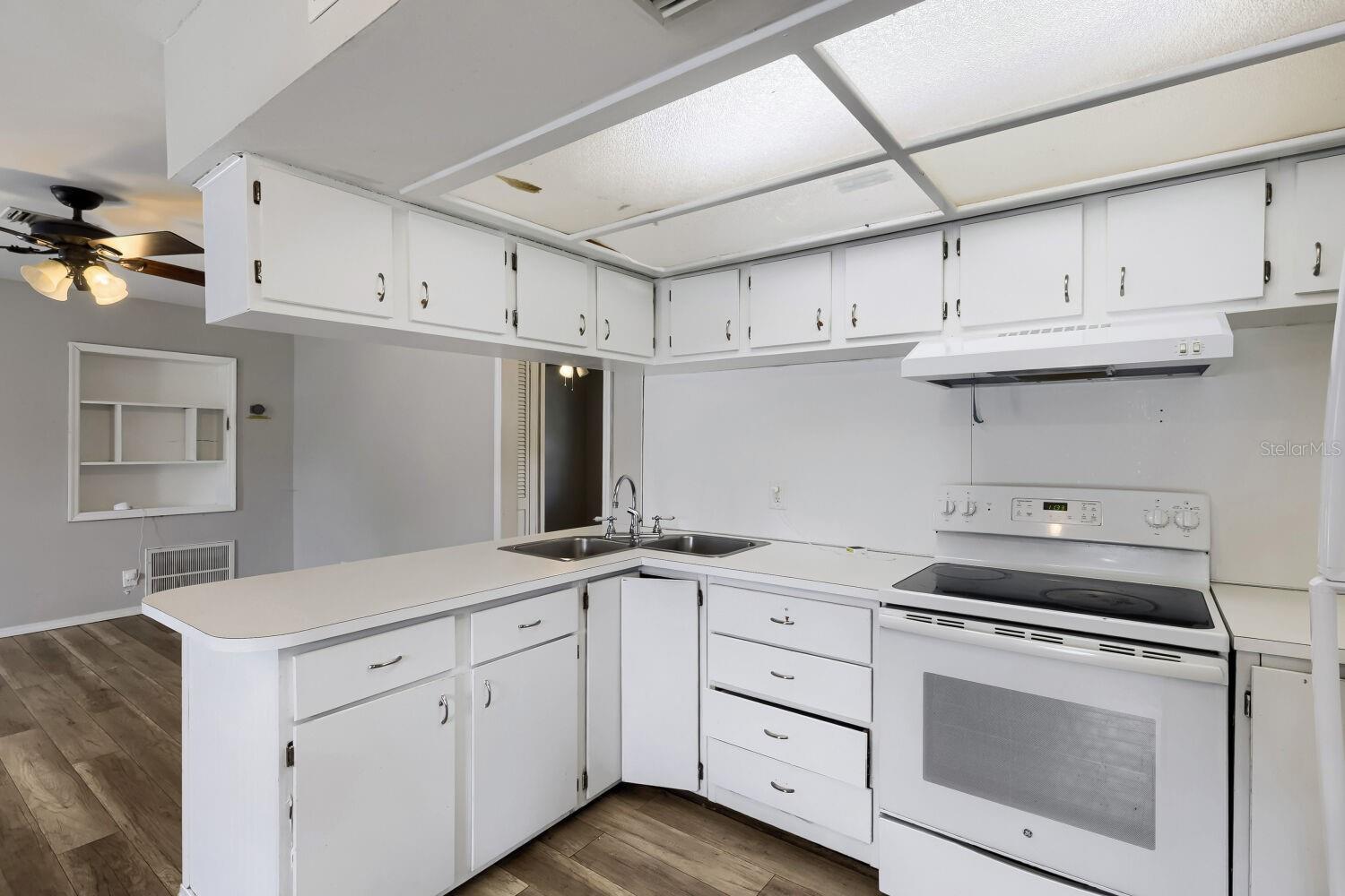 Kitchen 3