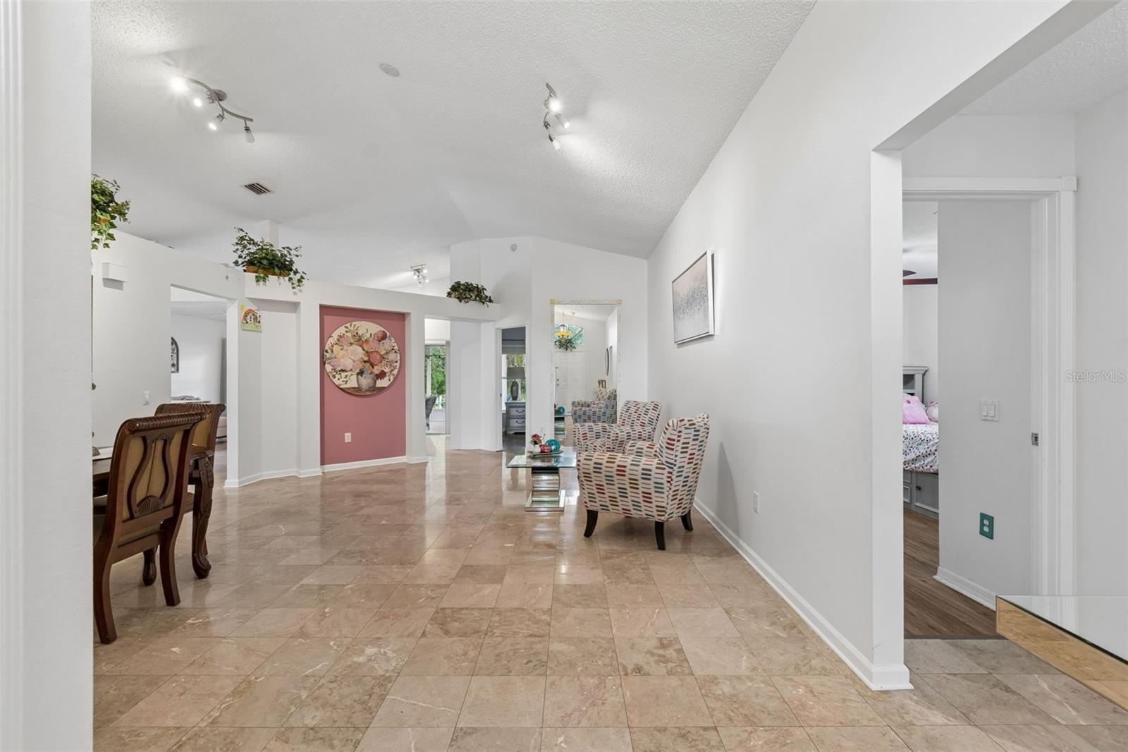 TB8503616