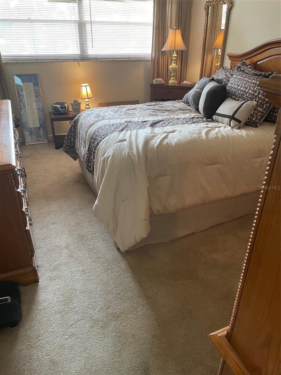 Bedroom with East exposure
