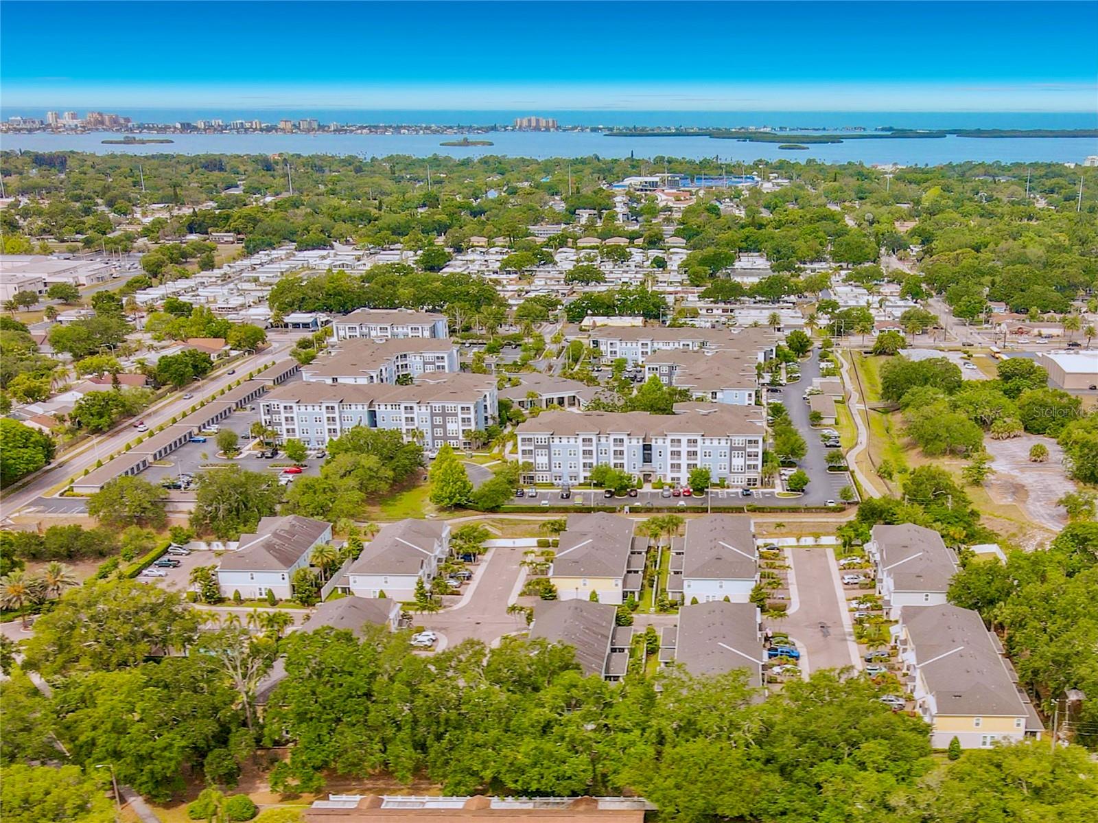 Boutique community 1 mile from downtown Dunedin & waterfront