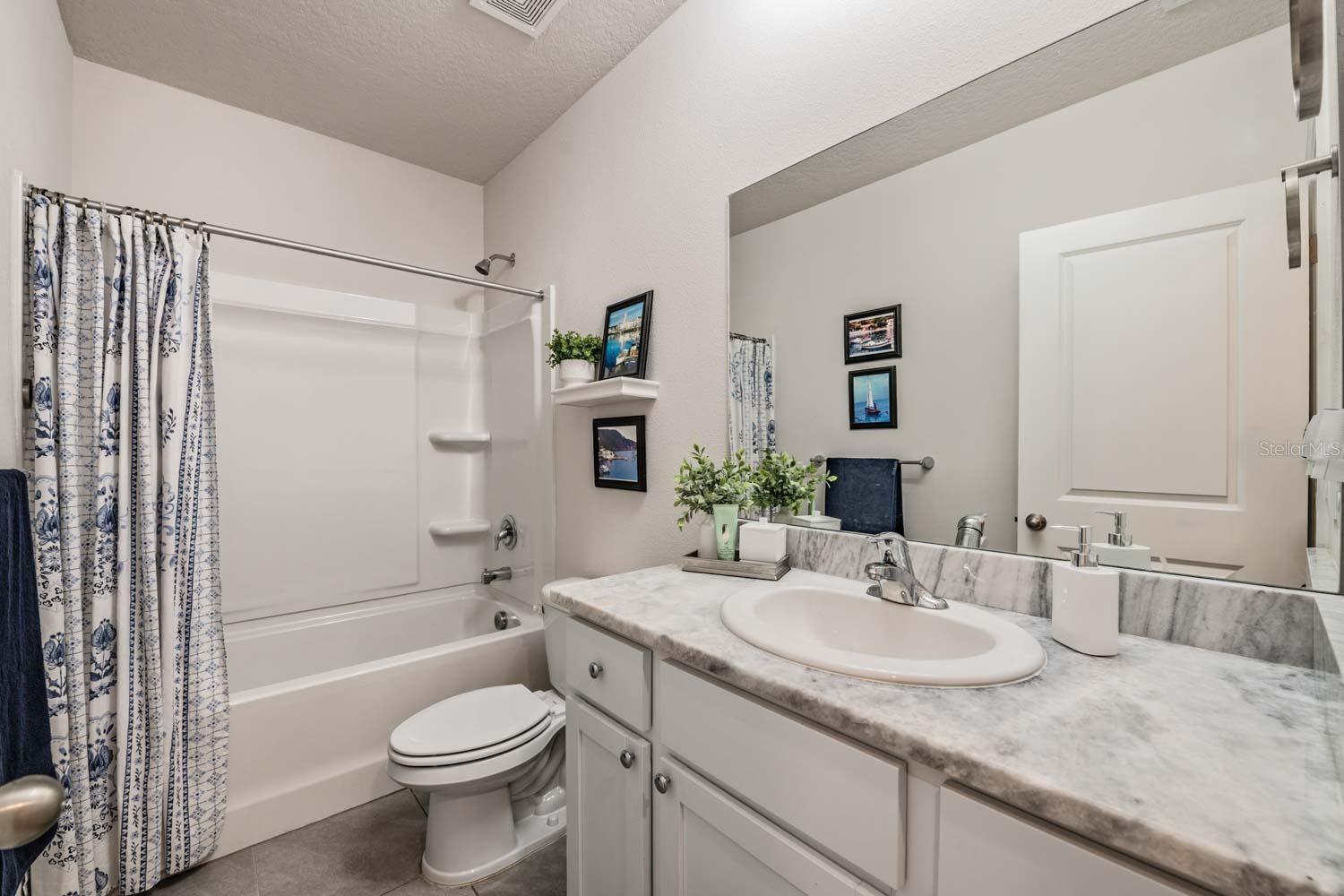 SECOND FULL BATHROOM