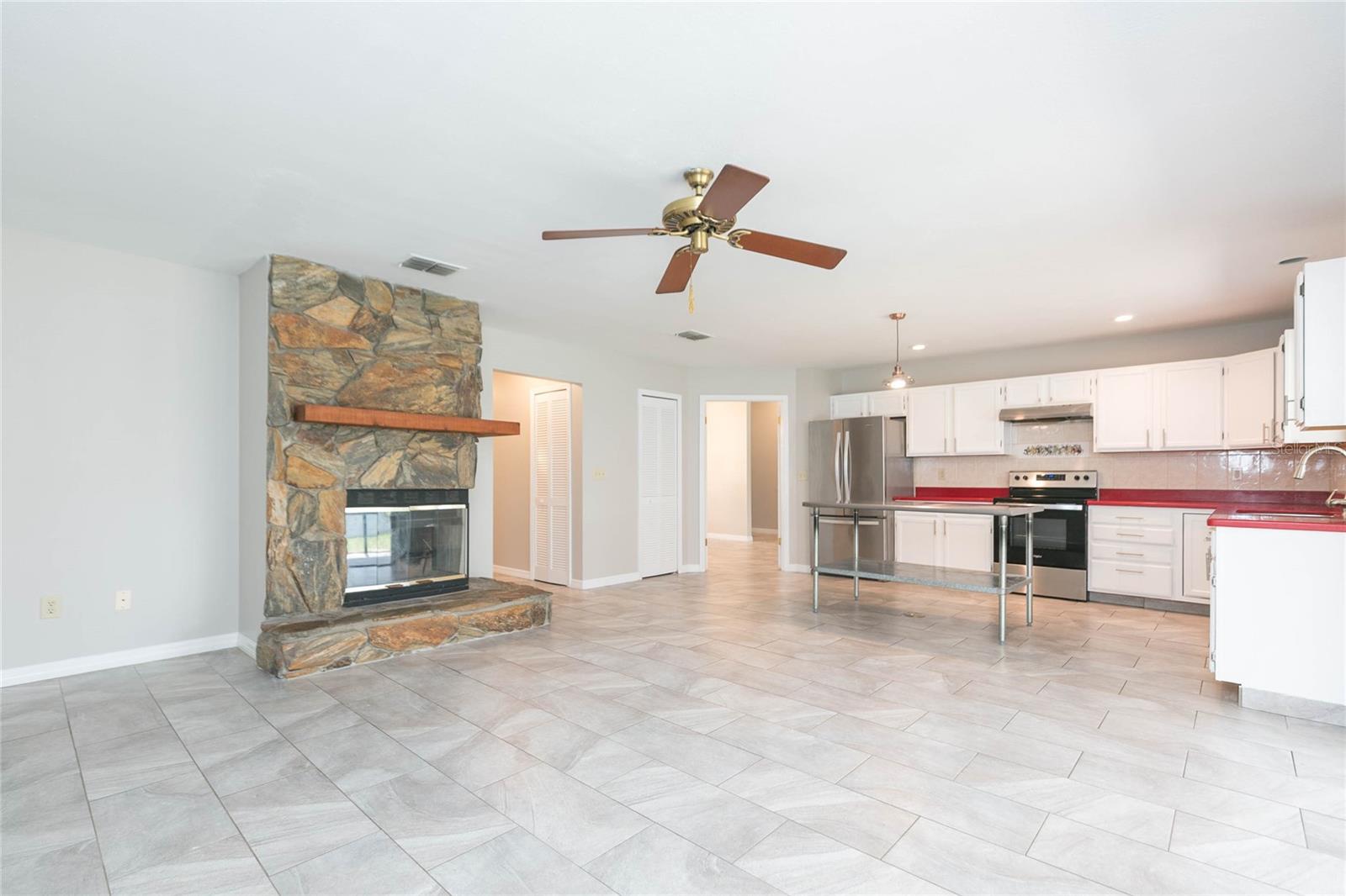 Oversized living space for all your entertaining