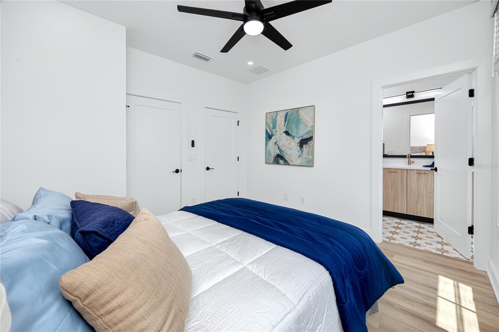 Guest Bedroom with Bathroom Ensuite