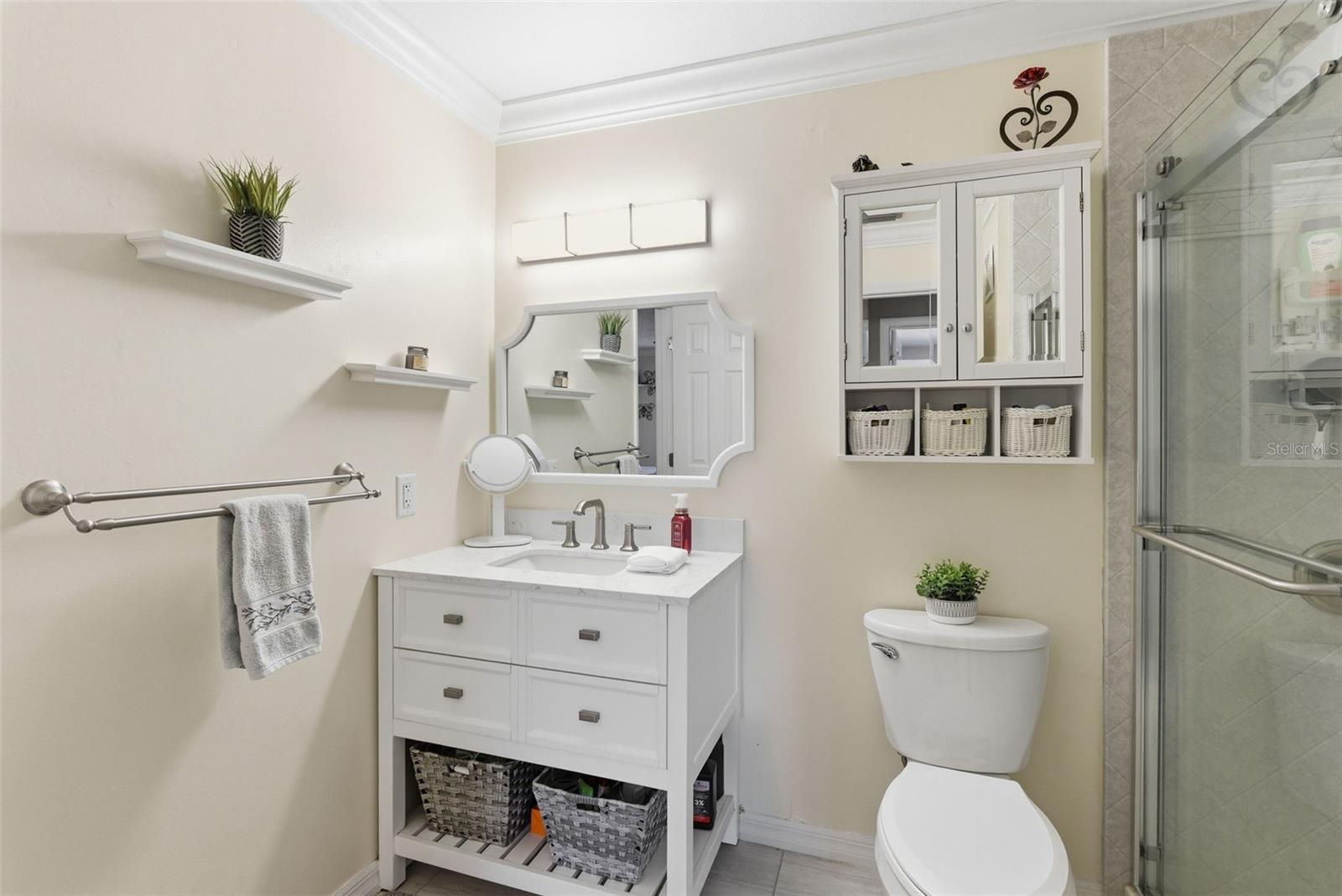 2nd floor bathroom