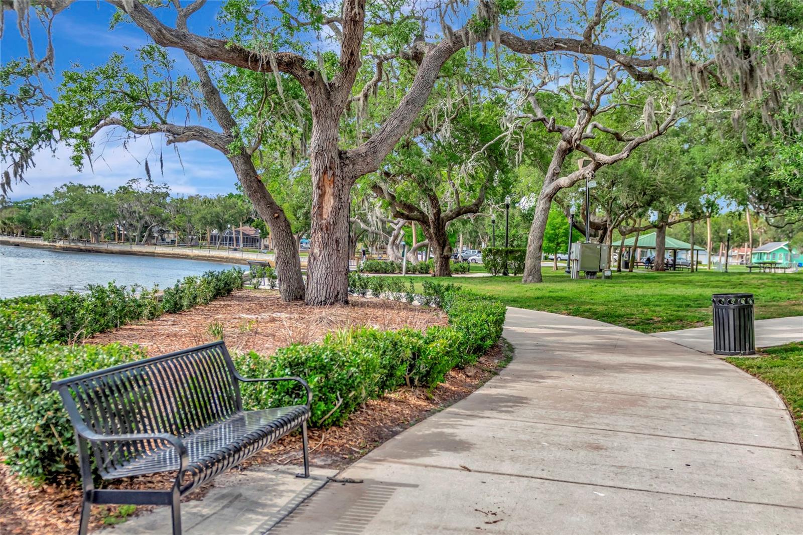 Take a stroll in SIMS Park along the River