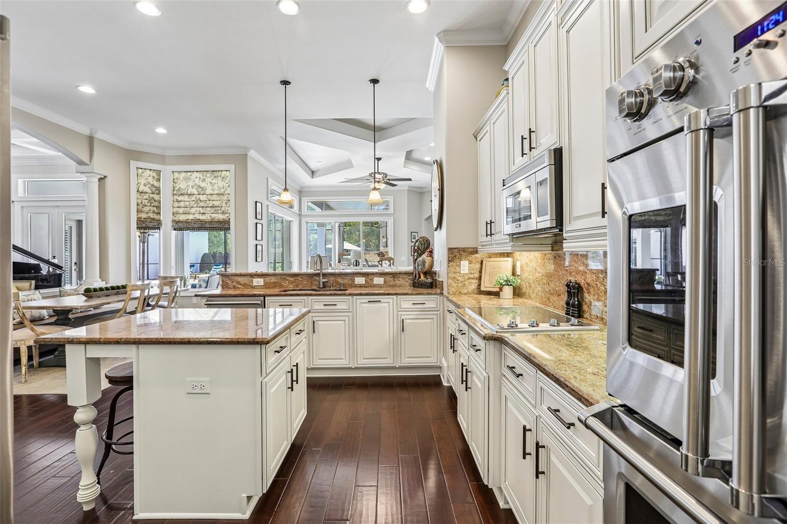 Double Convention Oven and Induction Cooktop