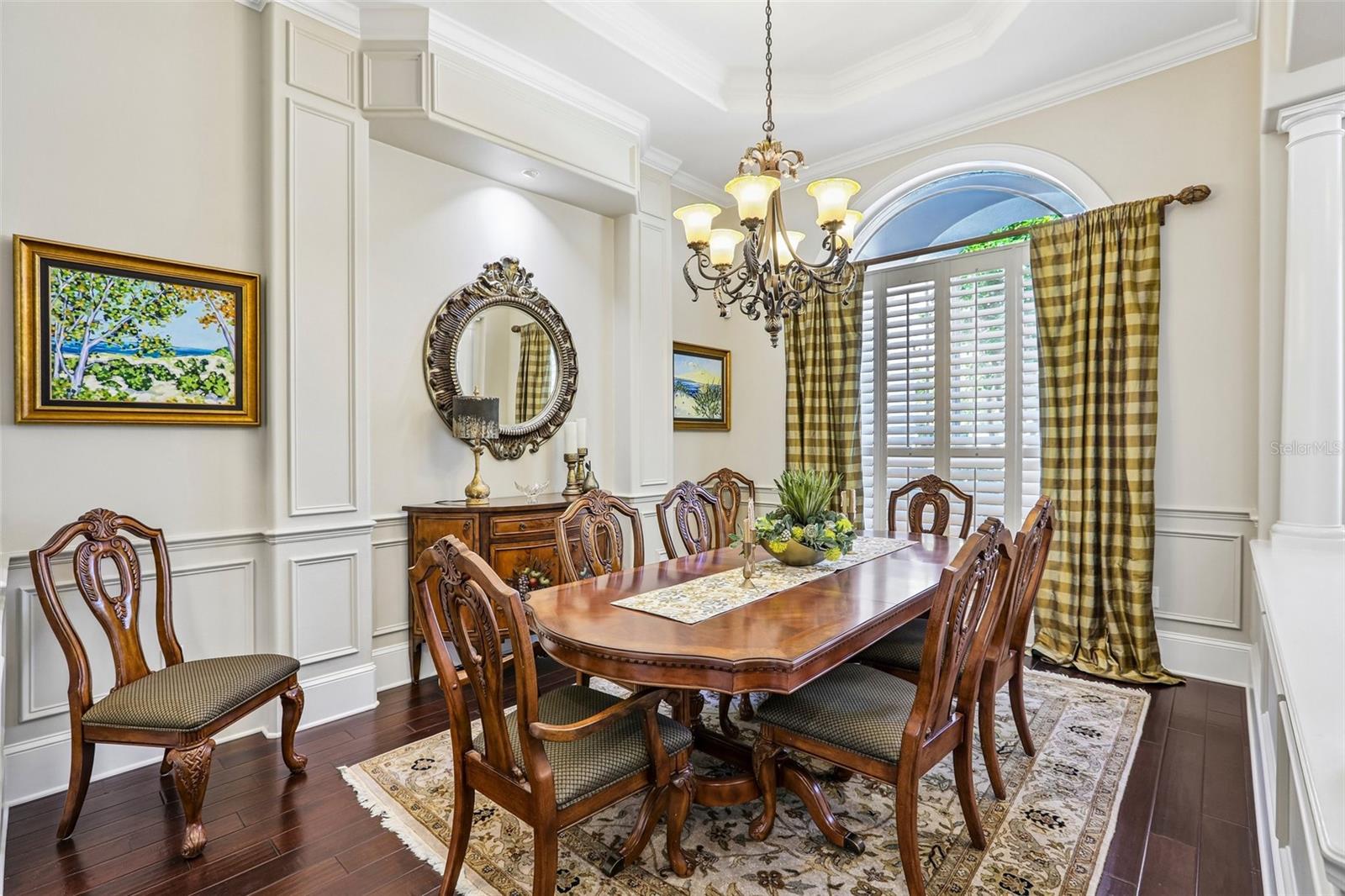 Formal Dining