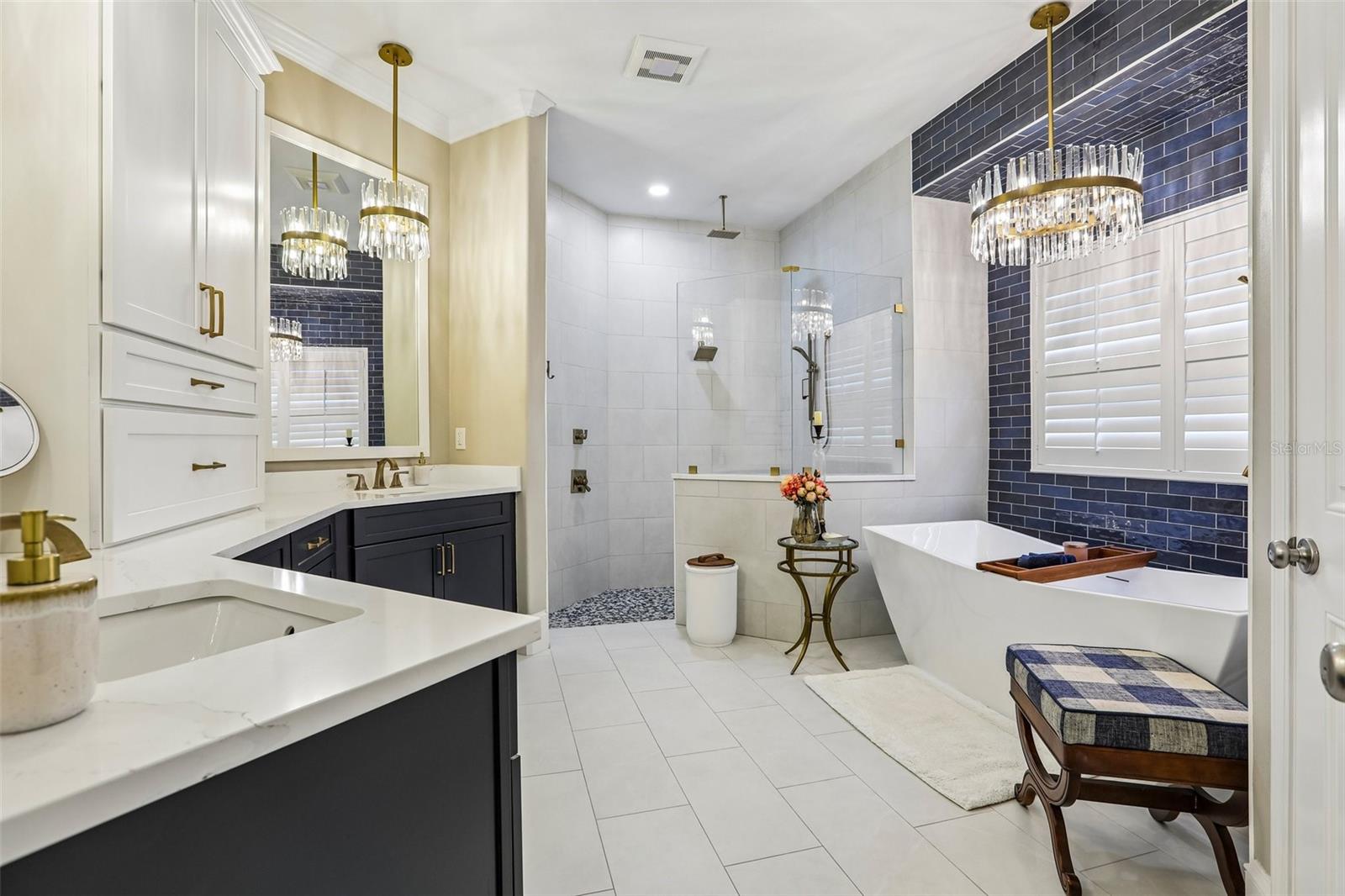 Luxurious Primary Suite Bathroom