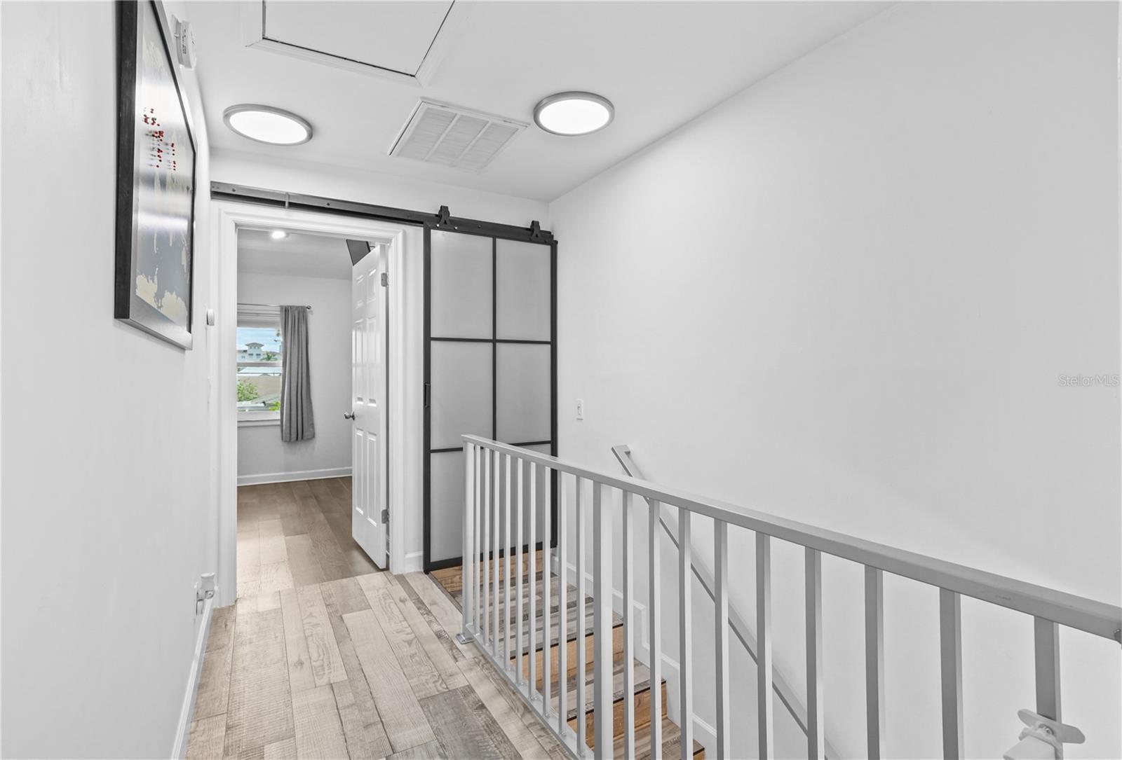 2nd Floor Landing