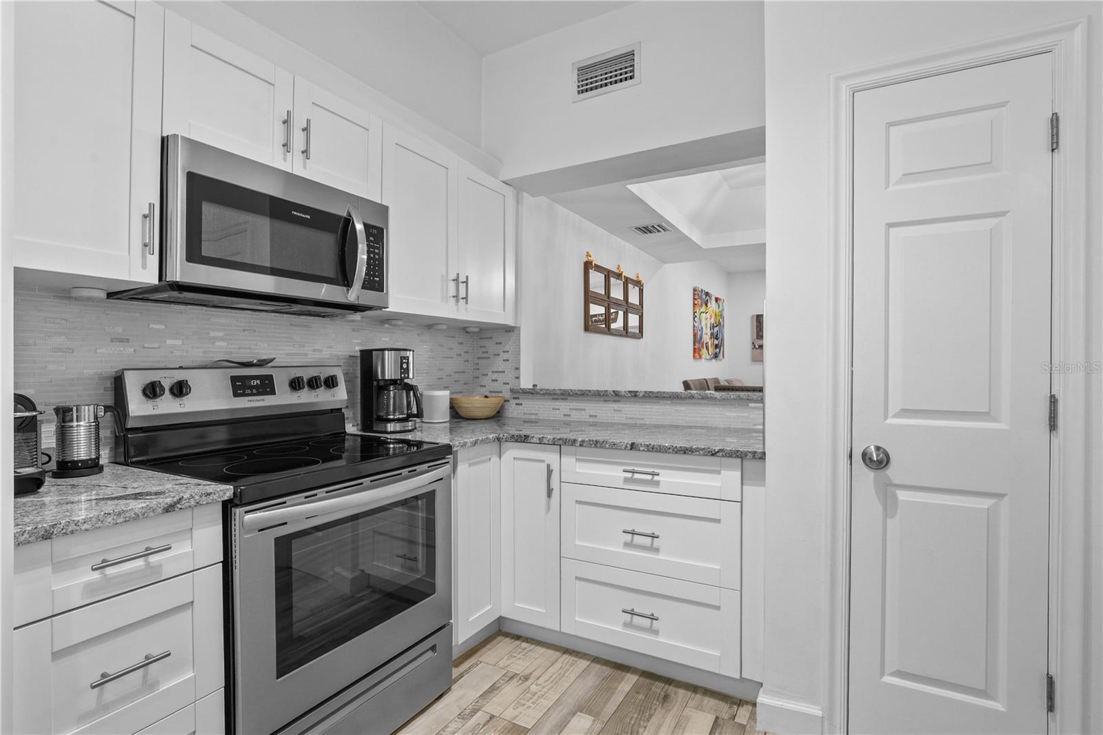 Dedicated Pantry and hight top pass through.