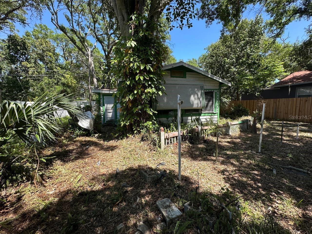 A4692112