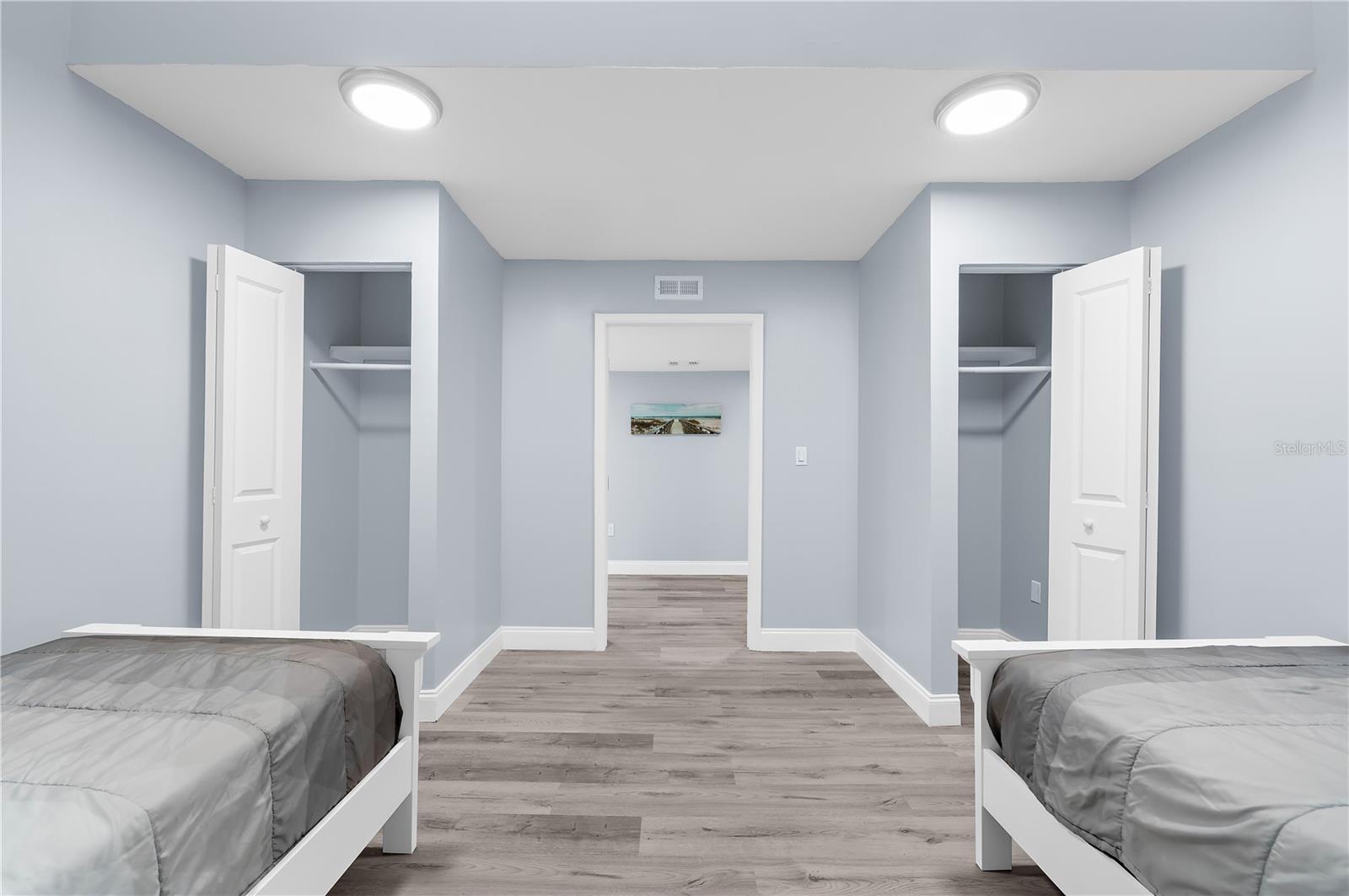 Guest Room w/Dual Closets