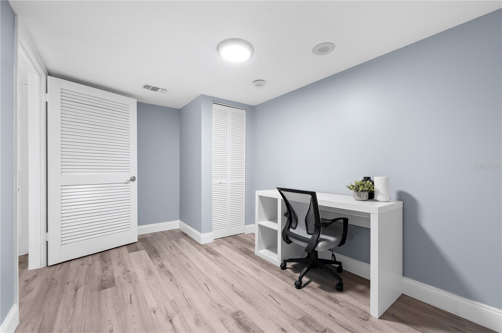 Home Office/4th Bedroom