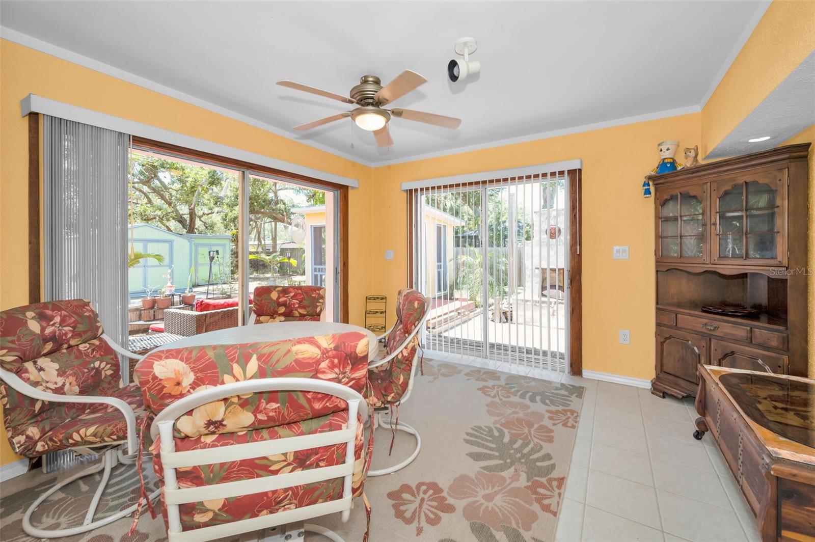 Florida room