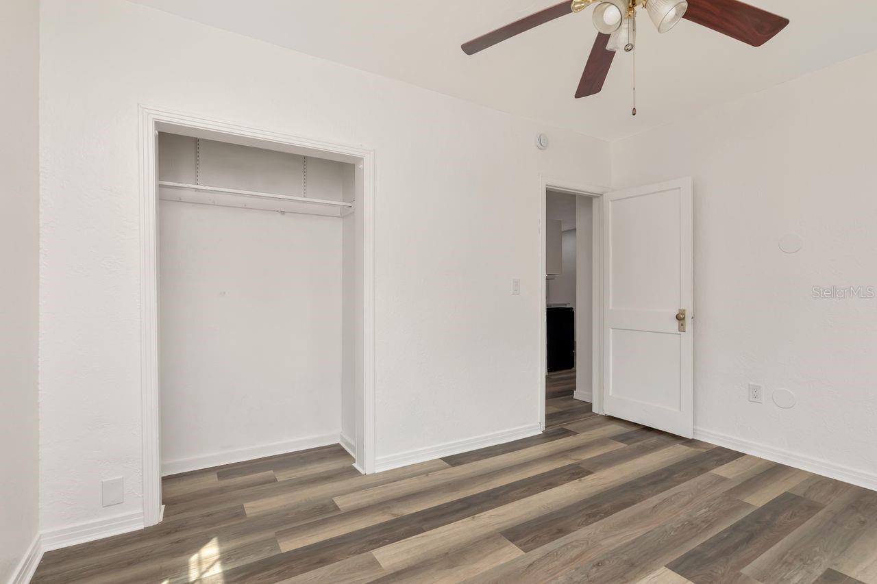 Guest bedroom 1
