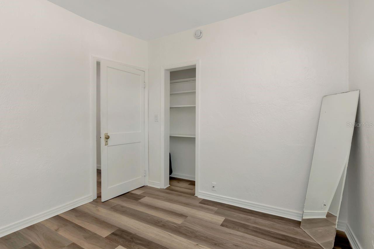 Guest bedroom 2