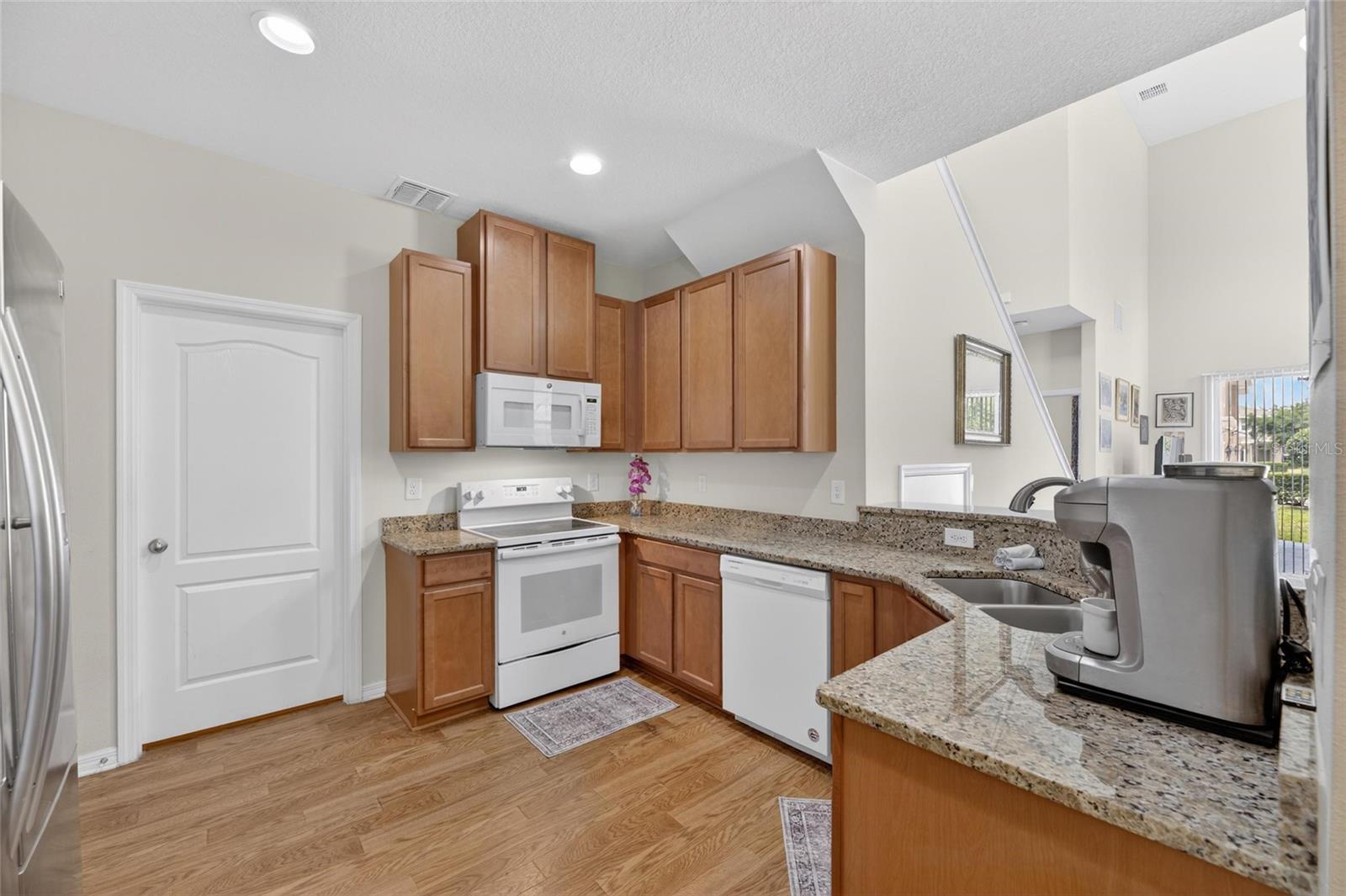 Wood kitchen cabinets