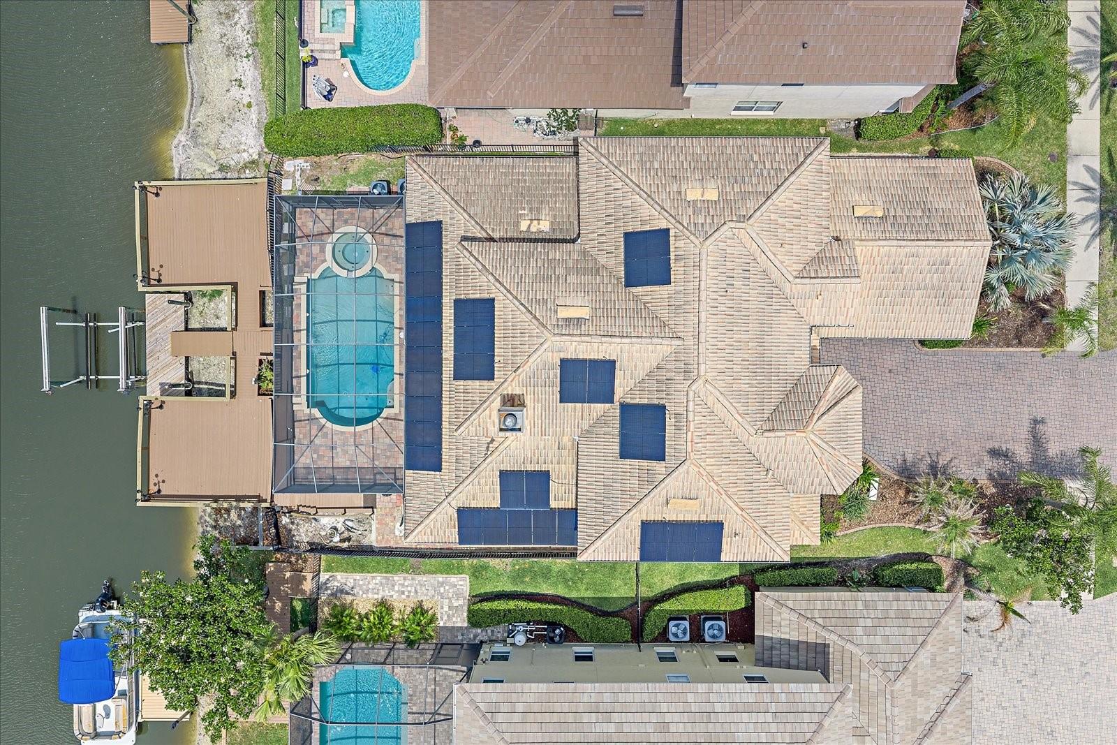 House with pool and large deck