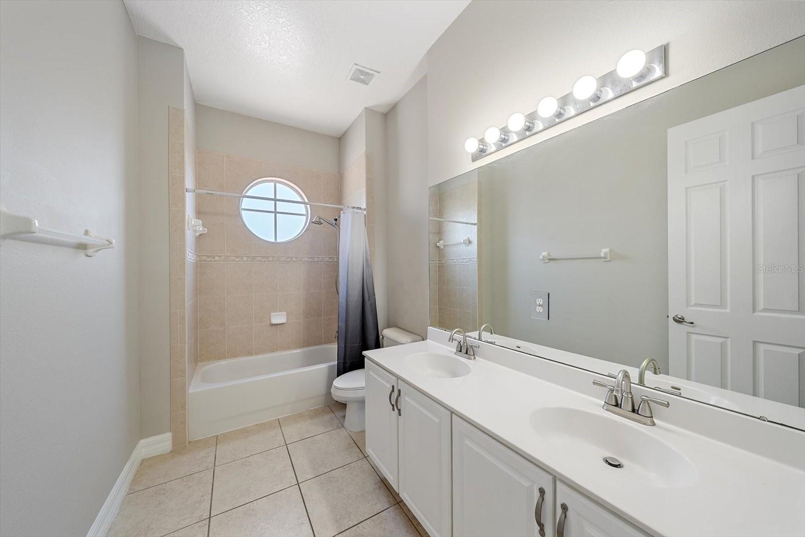 Double sink bathroom